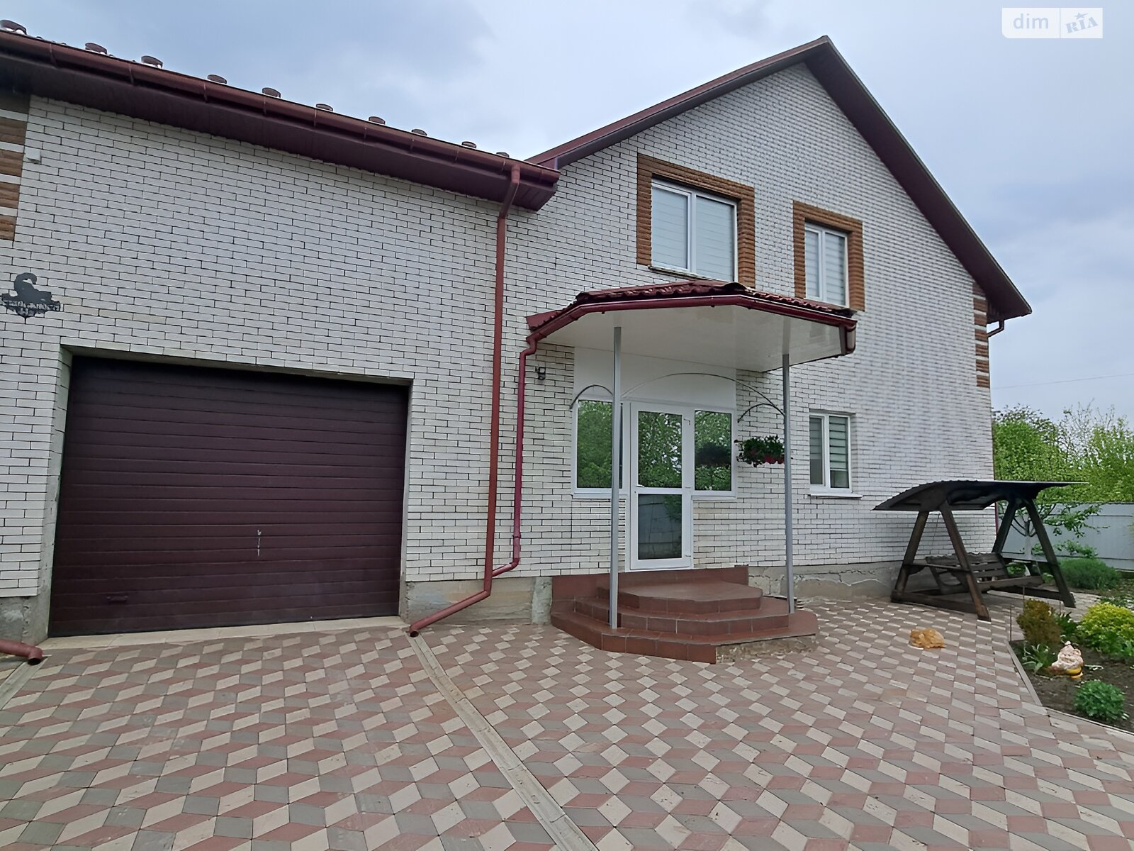 двоповерховий будинок з гаражем, 240 кв. м, цегла силікатна. Продаж у Гавришівці фото 1 двоповерховий будинок з гаражем, 240 кв. м, цегла силікатна. Продаж у Гавришівці фото 1