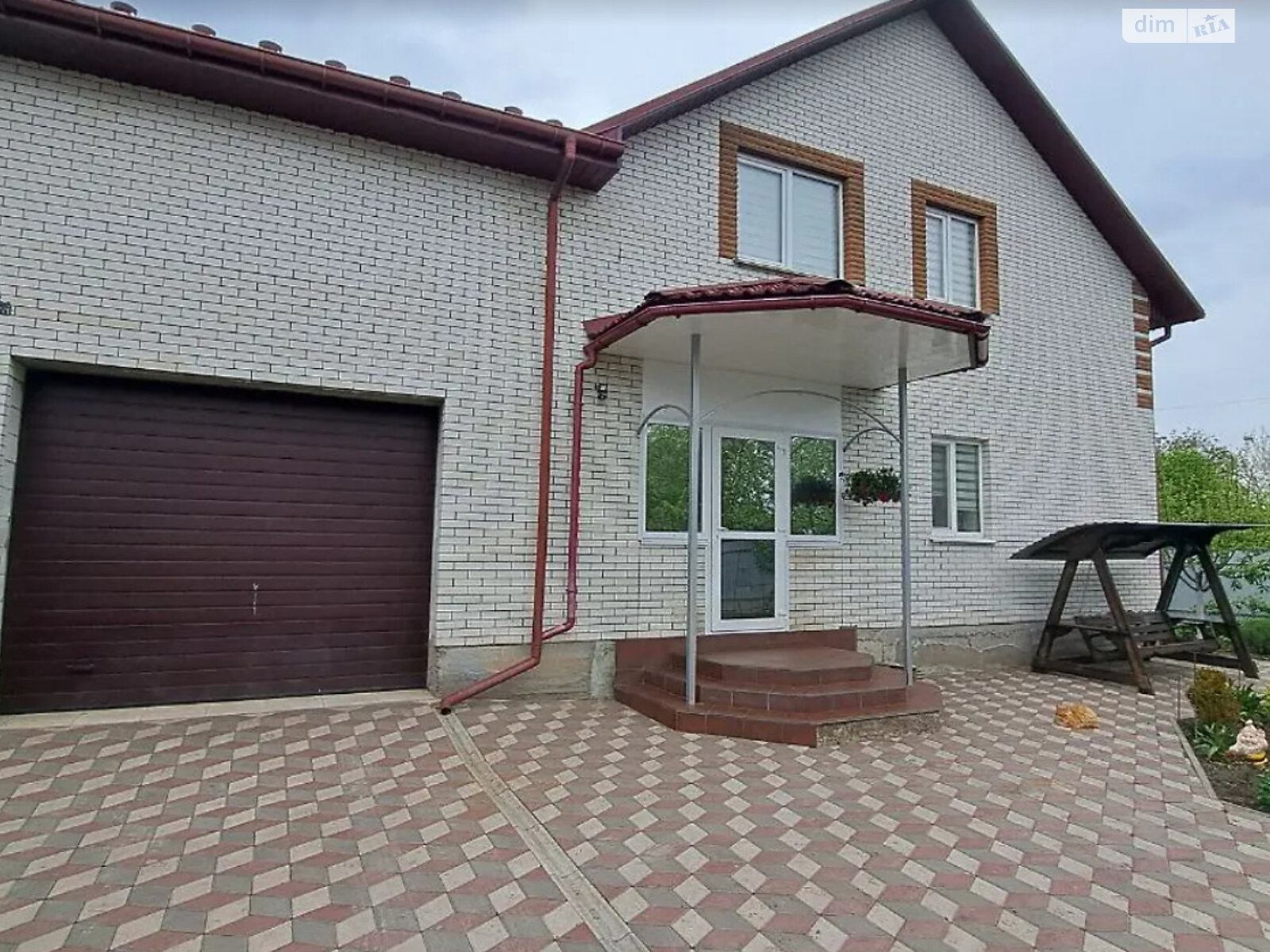 двухэтажный дом с гаражом, 240 кв. м, кирпич. Продажа в Гавришовке фото 1 двухэтажный дом с гаражом, 240 кв. м, кирпич. Продажа в Гавришовке фото 1