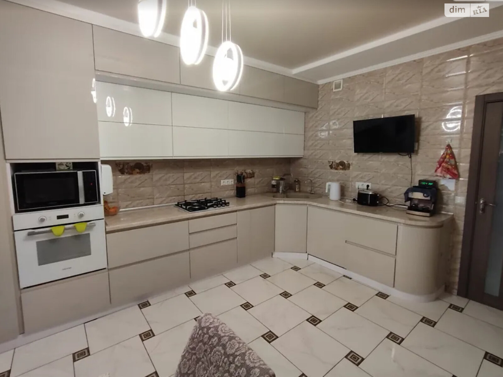 двухэтажный дом с гаражом, 240 кв. м, кирпич. Продажа в Гавришовке фото 1 двухэтажный дом с гаражом, 240 кв. м, кирпич. Продажа в Гавришовке фото 1
