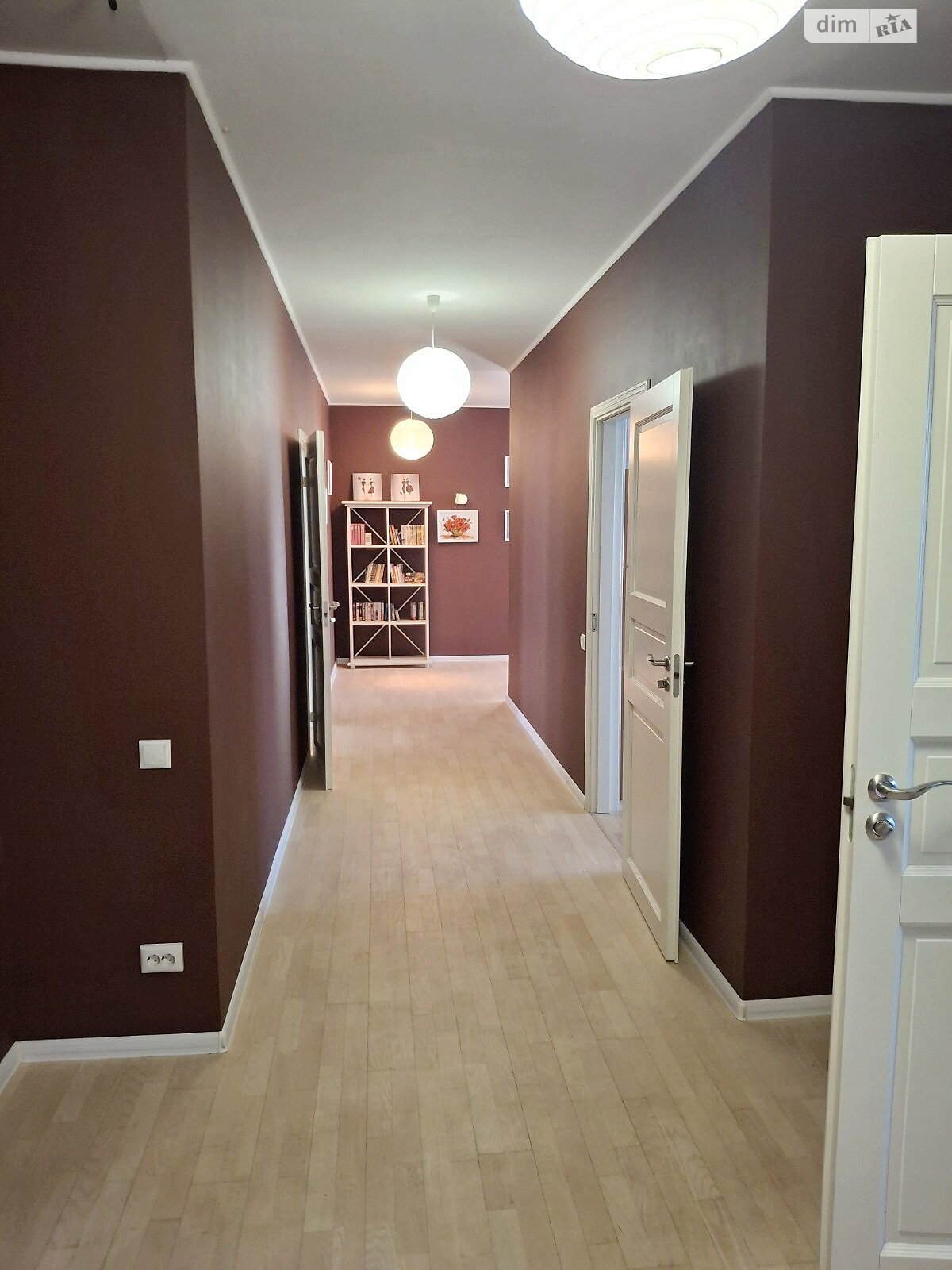 двухэтажный дом с ремонтом, 537.6 кв. м, кирпич. Продажа в Гавронщине фото 1 двухэтажный дом с ремонтом, 537.6 кв. м, кирпич. Продажа в Гавронщине фото 1