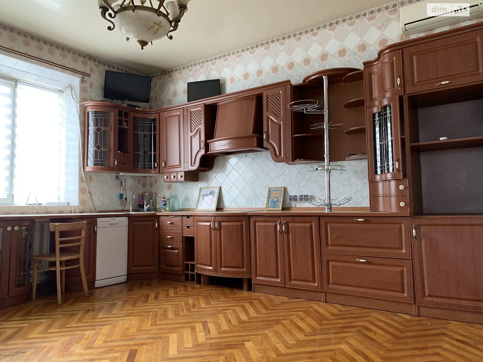двухэтажный дом с верандой, 237 кв. м, кирпич. Продажа в Гайсине фото 1 двухэтажный дом с верандой, 237 кв. м, кирпич. Продажа в Гайсине фото 1