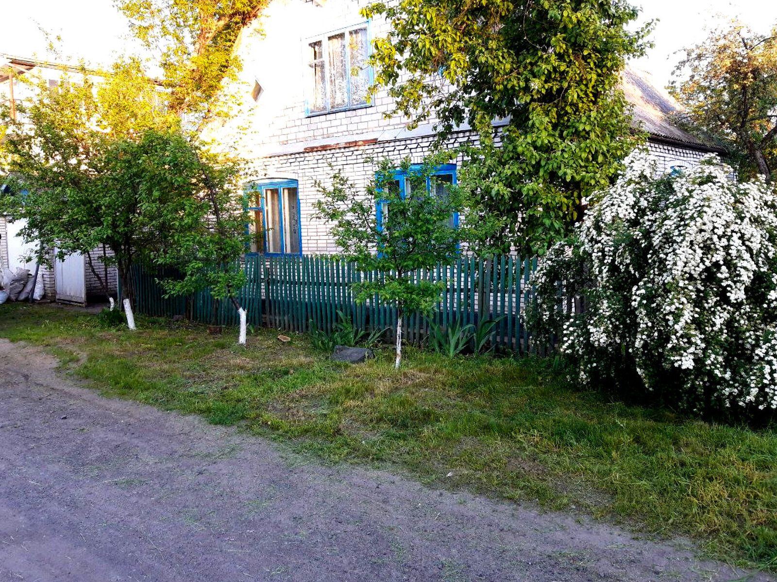 одноэтажный дом с гаражом, 81 кв. м, кирпич. Продажа в Гайвороне район Гайворон фото 1 одноэтажный дом с гаражом, 81 кв. м, кирпич. Продажа в Гайвороне район Гайворон фото 1
