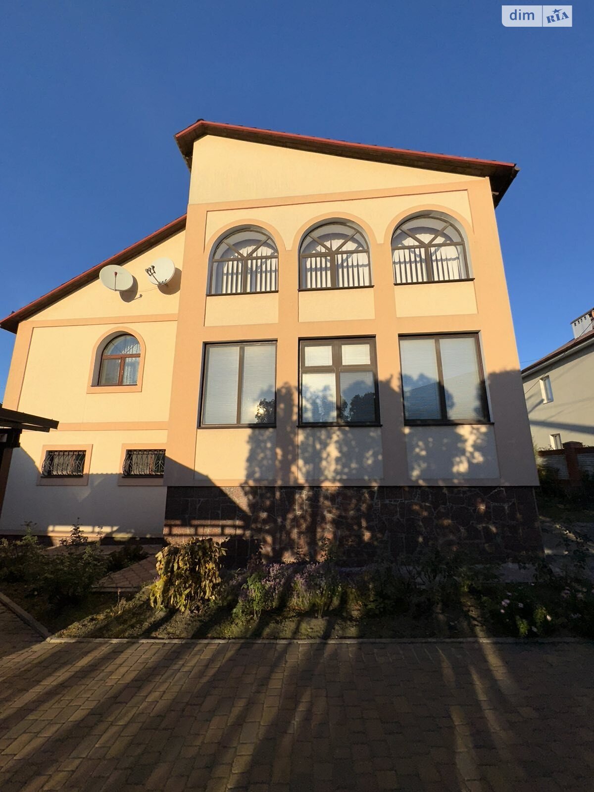 двухэтажный дом с верандой, 382.4 кв. м, кирпич. Продажа в Геронимовке фото 1 двухэтажный дом с верандой, 382.4 кв. м, кирпич. Продажа в Геронимовке фото 1