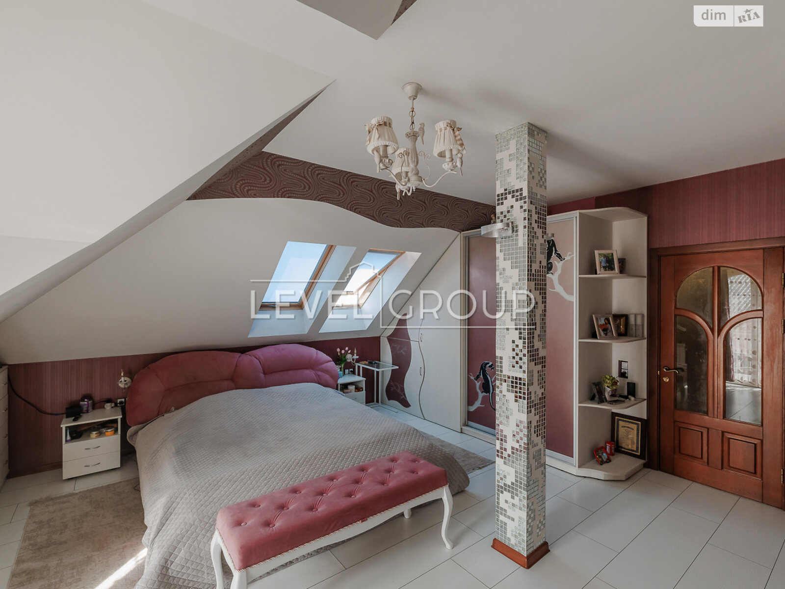 двоповерховий будинок з ремонтом, 250.6 кв. м, цегла. Продаж у Глевасі фото 1 двоповерховий будинок з ремонтом, 250.6 кв. м, цегла. Продаж у Глевасі фото 1