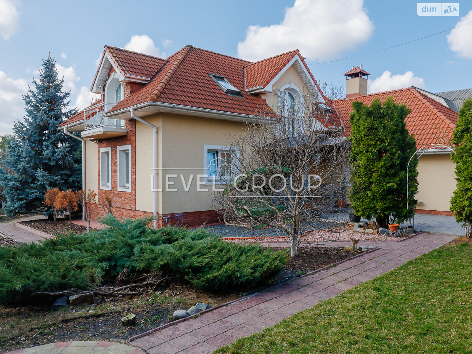 двоповерховий будинок з ремонтом, 250.6 кв. м, цегла. Продаж у Глевасі фото 1 двоповерховий будинок з ремонтом, 250.6 кв. м, цегла. Продаж у Глевасі фото 1