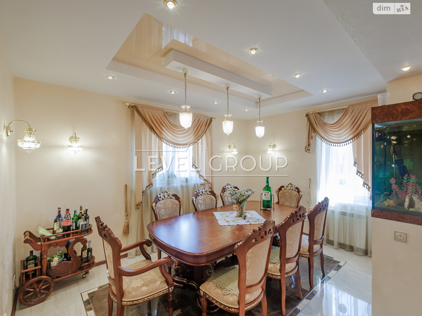 двоповерховий будинок з ремонтом, 250.6 кв. м, цегла. Продаж у Глевасі фото 1 двоповерховий будинок з ремонтом, 250.6 кв. м, цегла. Продаж у Глевасі фото 1