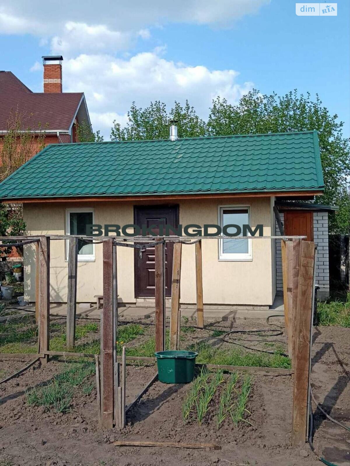 триповерховий будинок, 300 кв. м, кирпич. Продаж у Глевасі фото 1 триповерховий будинок, 300 кв. м, кирпич. Продаж у Глевасі фото 1