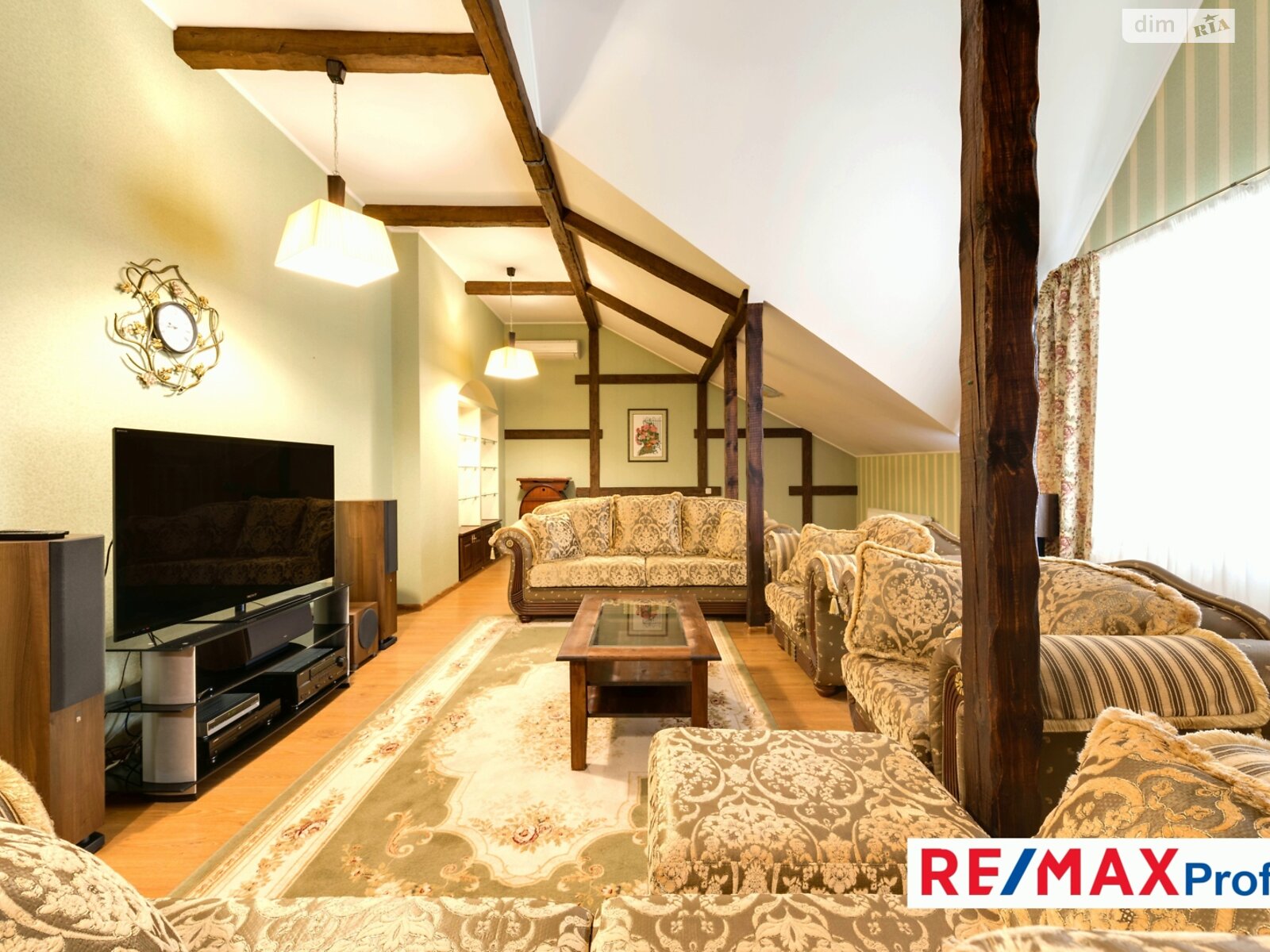 двухэтажный дом с гаражом, 450 кв. м, кирпич. Продажа в Глевахе фото 1