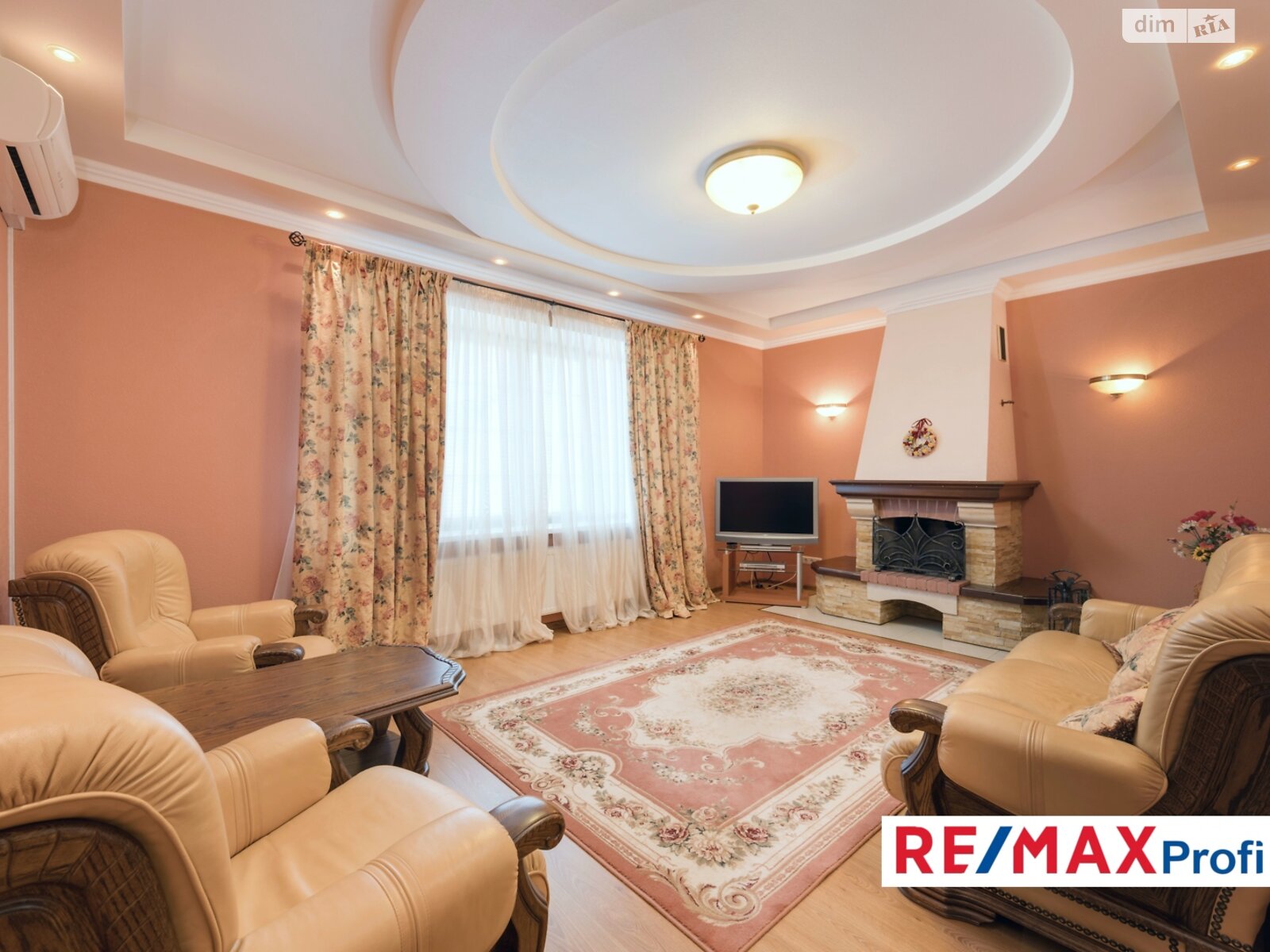 двухэтажный дом с гаражом, 450 кв. м, кирпич. Продажа в Глевахе фото 1