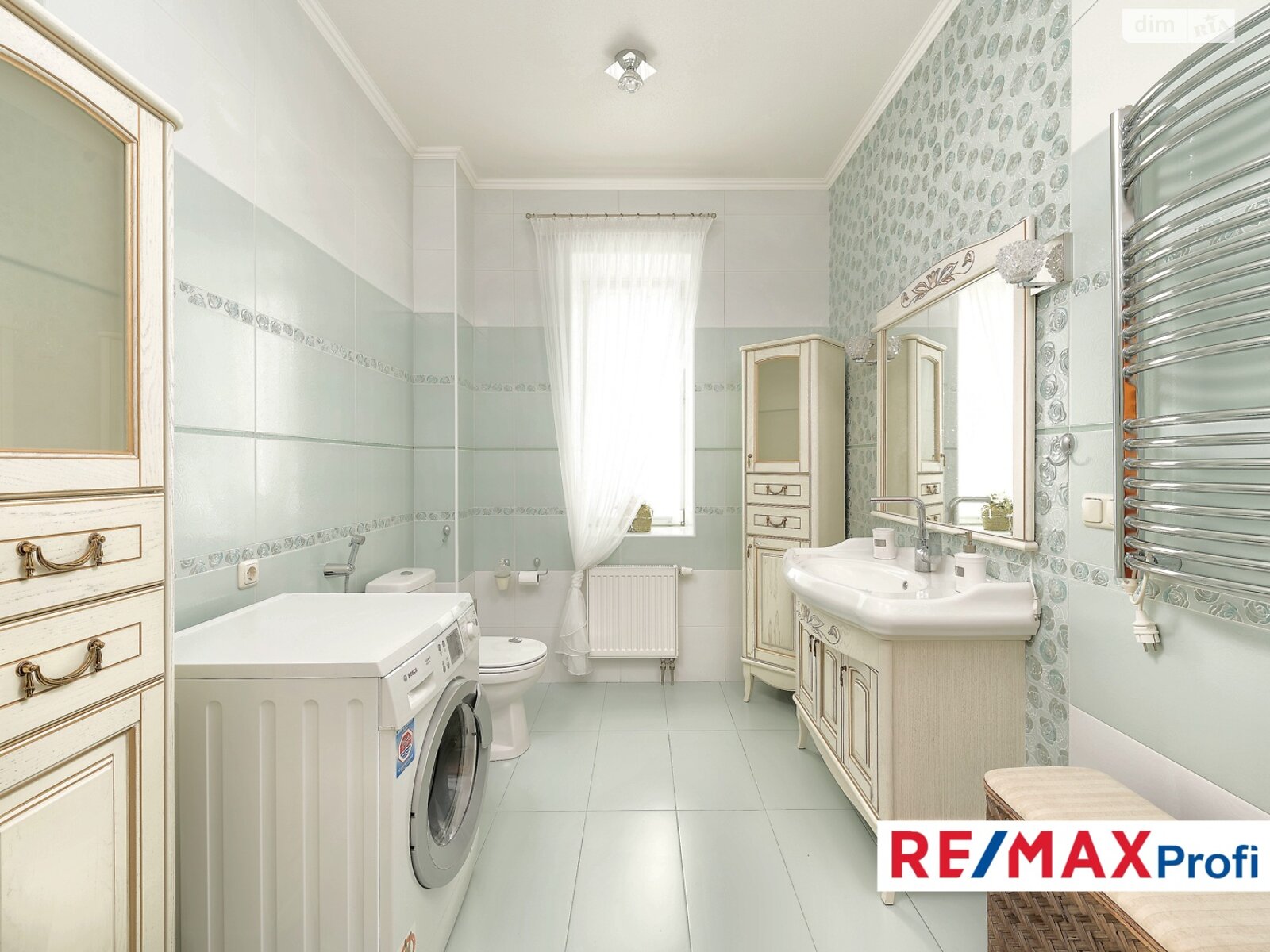 двухэтажный дом с гаражом, 450 кв. м, кирпич. Продажа в Глевахе фото 1