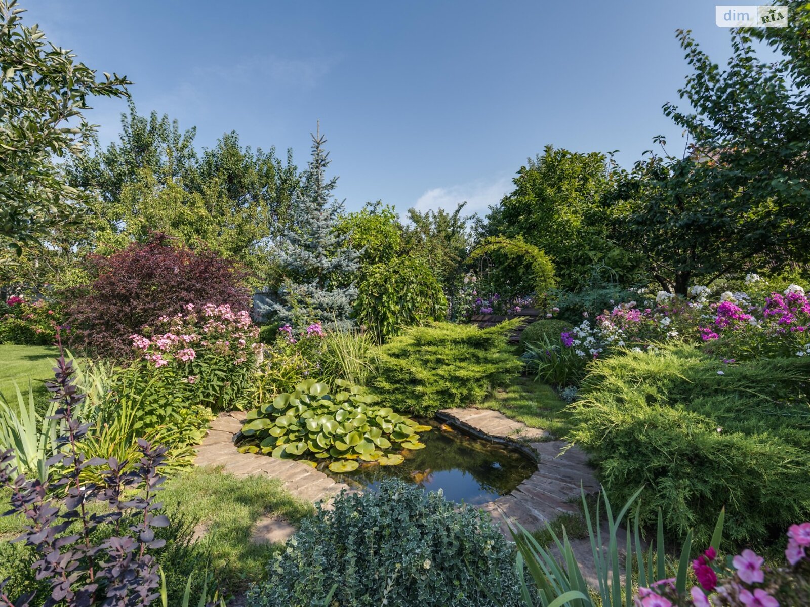 двухэтажный дом с гаражом, 450 кв. м, кирпич. Продажа в Глевахе фото 1