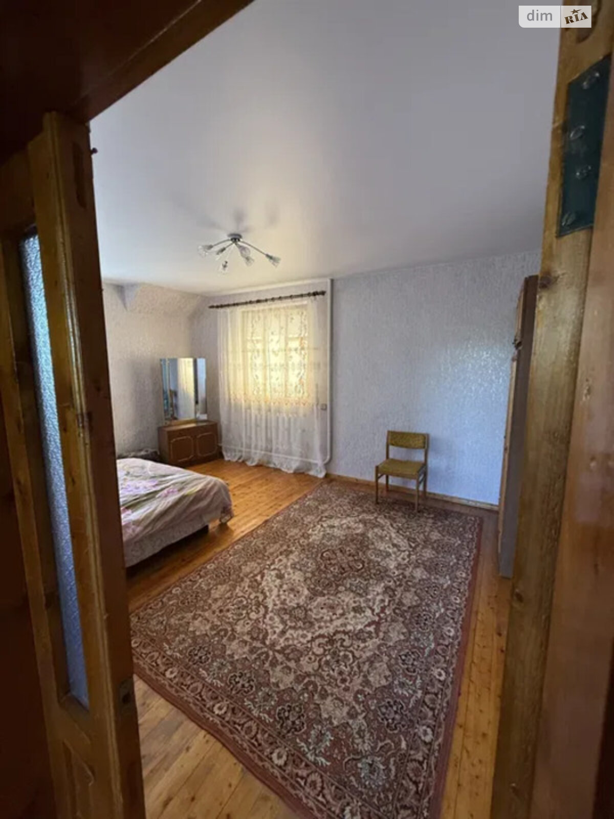 триповерховий будинок з опаленням, 270 кв. м, цегла. Продаж у Глобиному фото 1