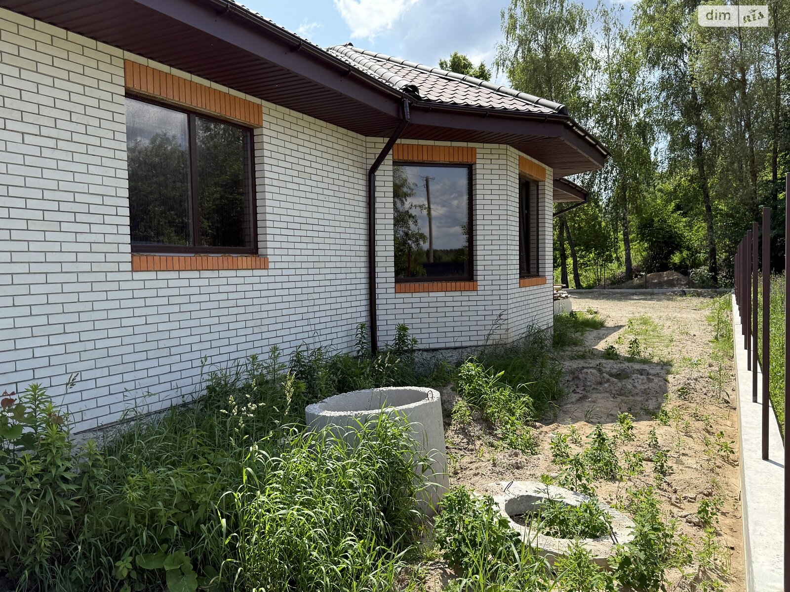 одноэтажный дом с гаражом, 200 кв. м, ракушечник (ракушняк). Продажа в Глубочице фото 1 одноэтажный дом с гаражом, 200 кв. м, ракушечник (ракушняк). Продажа в Глубочице фото 1