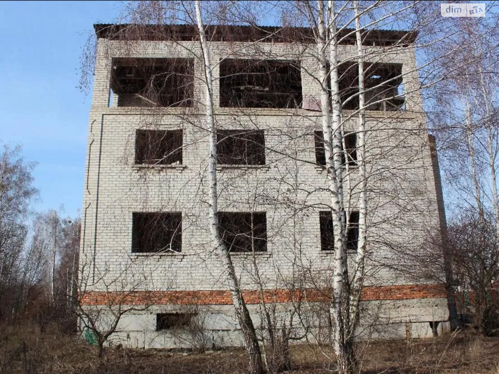 трехэтажный дом, 350 кв. м, кирпич. Продажа в Глубочице фото 1 трехэтажный дом, 350 кв. м, кирпич. Продажа в Глубочице фото 1