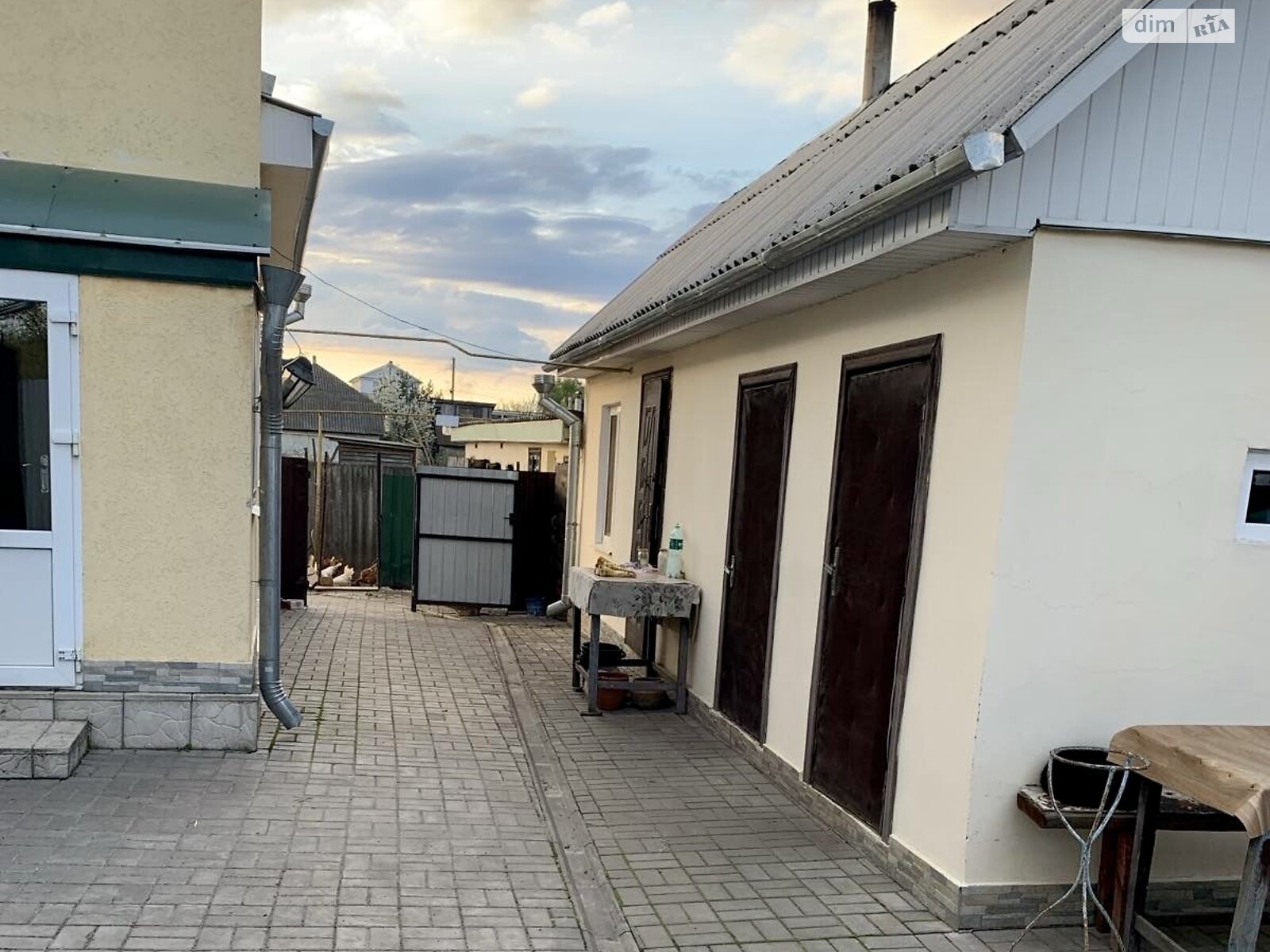 одноэтажный дом с гаражом, 86.3 кв. м, кирпич. Продажа в Глухове район Глухов фото 1 одноэтажный дом с гаражом, 86.3 кв. м, кирпич. Продажа в Глухове район Глухов фото 1