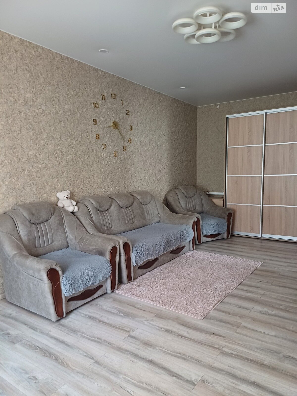 одноэтажный дом с гаражом, 86.4 кв. м, кирпич. Продажа в Глухове район Глухов фото 1 одноэтажный дом с гаражом, 86.4 кв. м, кирпич. Продажа в Глухове район Глухов фото 1