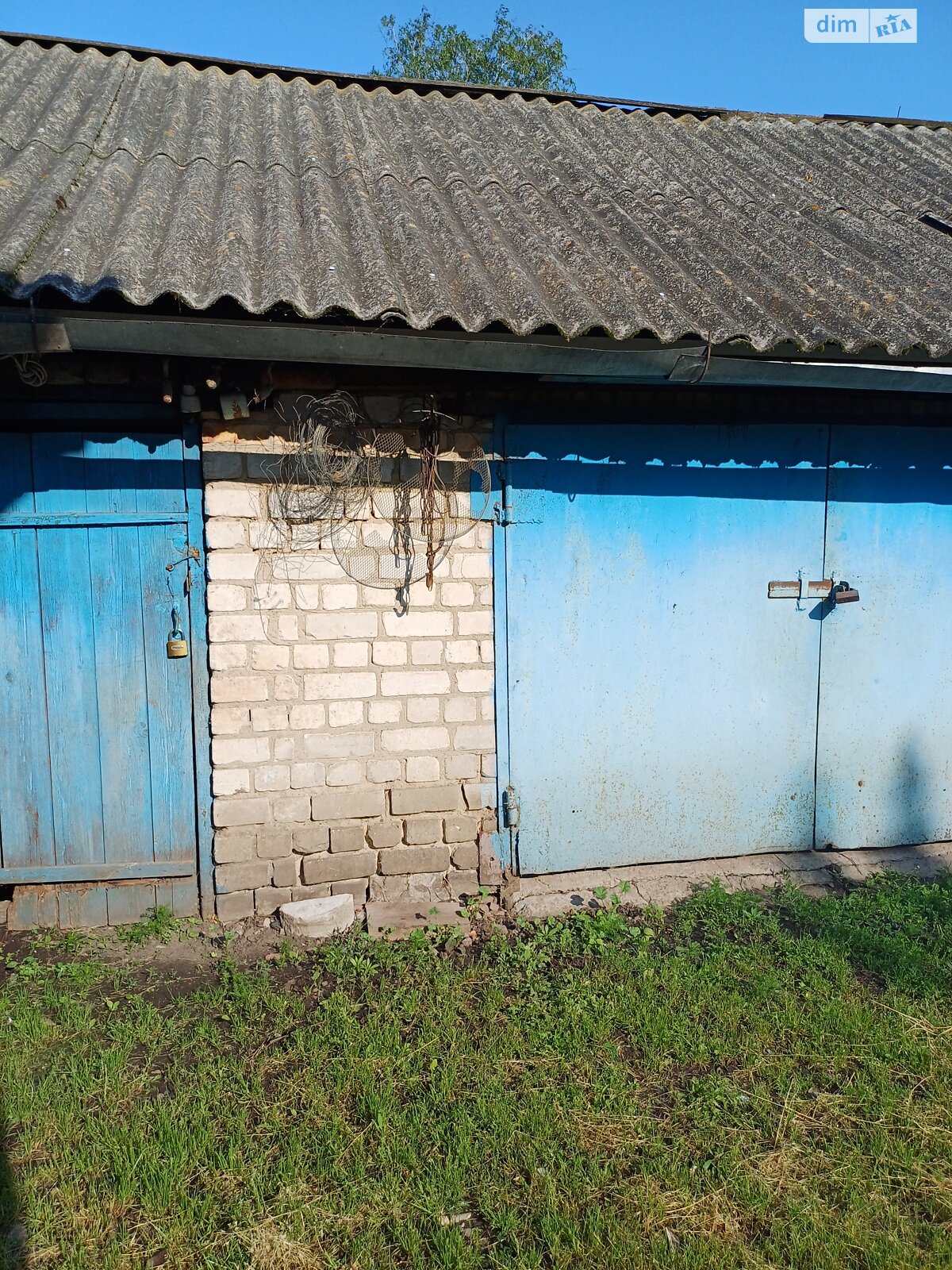 одноэтажный дом с гаражом, 86.4 кв. м, кирпич. Продажа в Глухове район Глухов фото 1 одноэтажный дом с гаражом, 86.4 кв. м, кирпич. Продажа в Глухове район Глухов фото 1