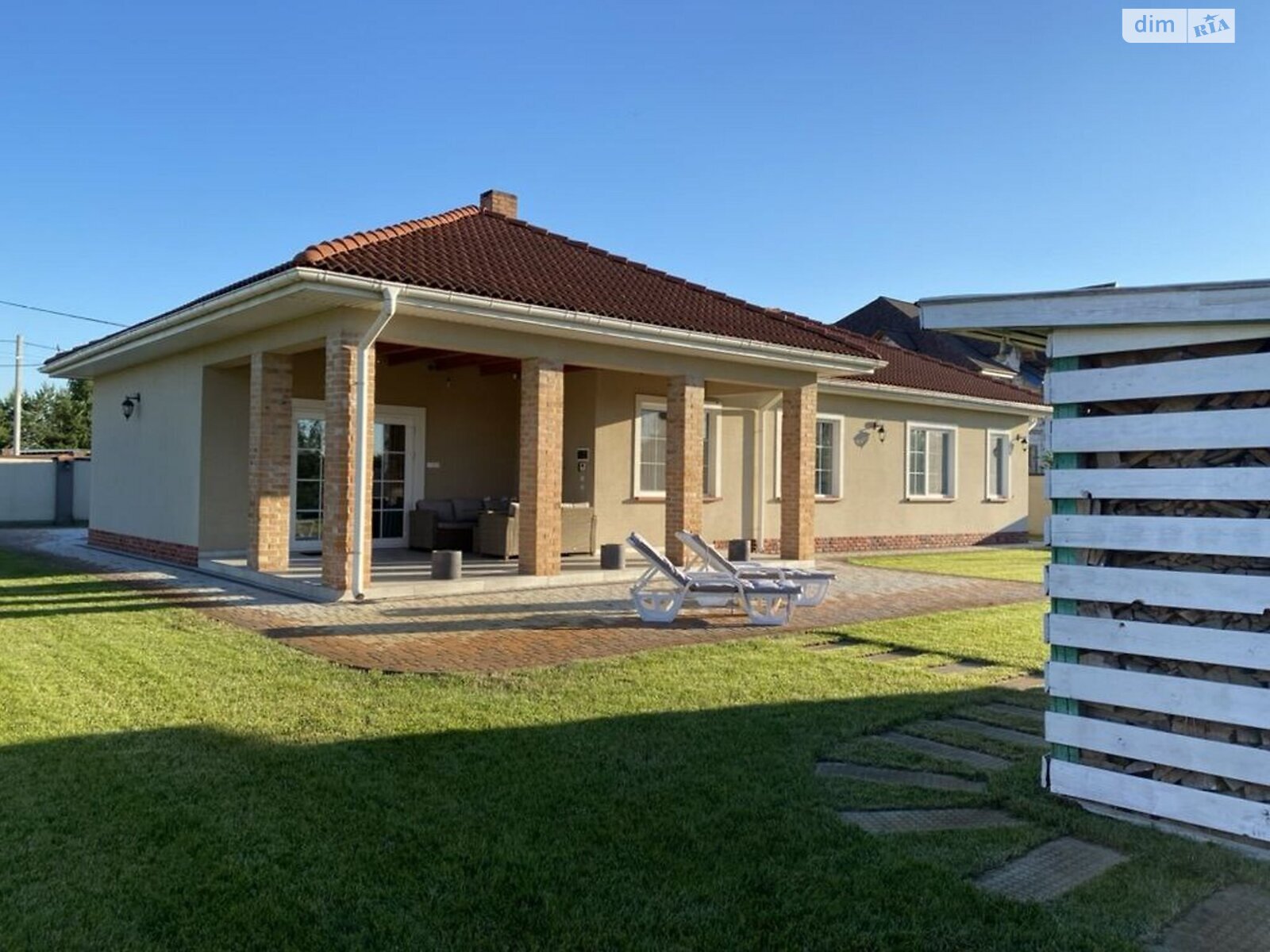одноповерховий будинок, 220 кв. м, піноблок. Продаж у Гнатівці фото 1 одноповерховий будинок, 220 кв. м, піноблок. Продаж у Гнатівці фото 1