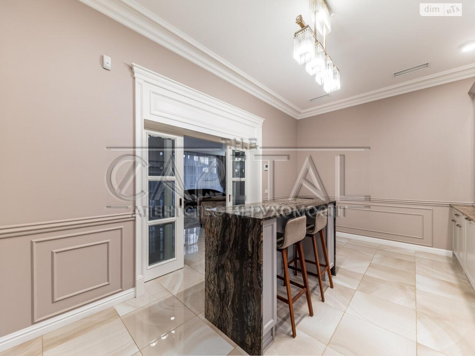 одноэтажный дом с отоплением, 229.9 кв. м, кирпич. Продажа в Гнатовке фото 1