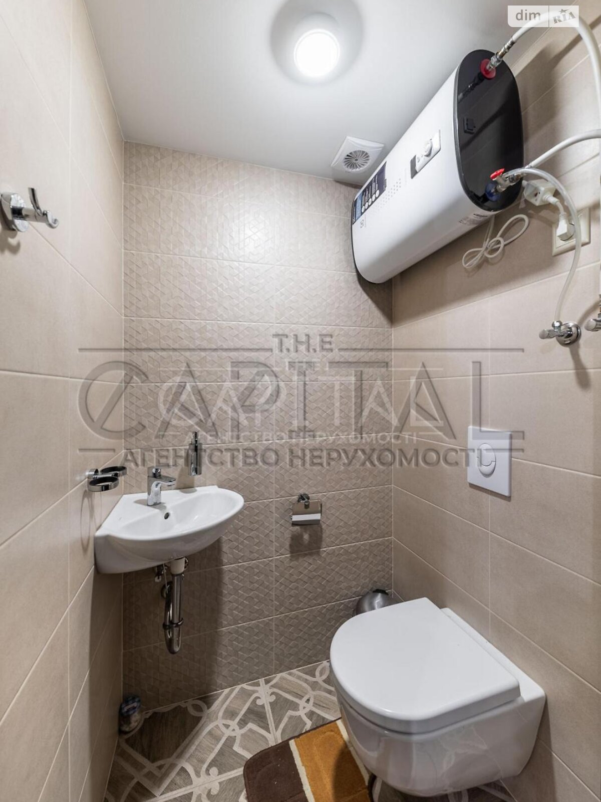 одноэтажный дом с отоплением, 229.9 кв. м, кирпич. Продажа в Гнатовке фото 1