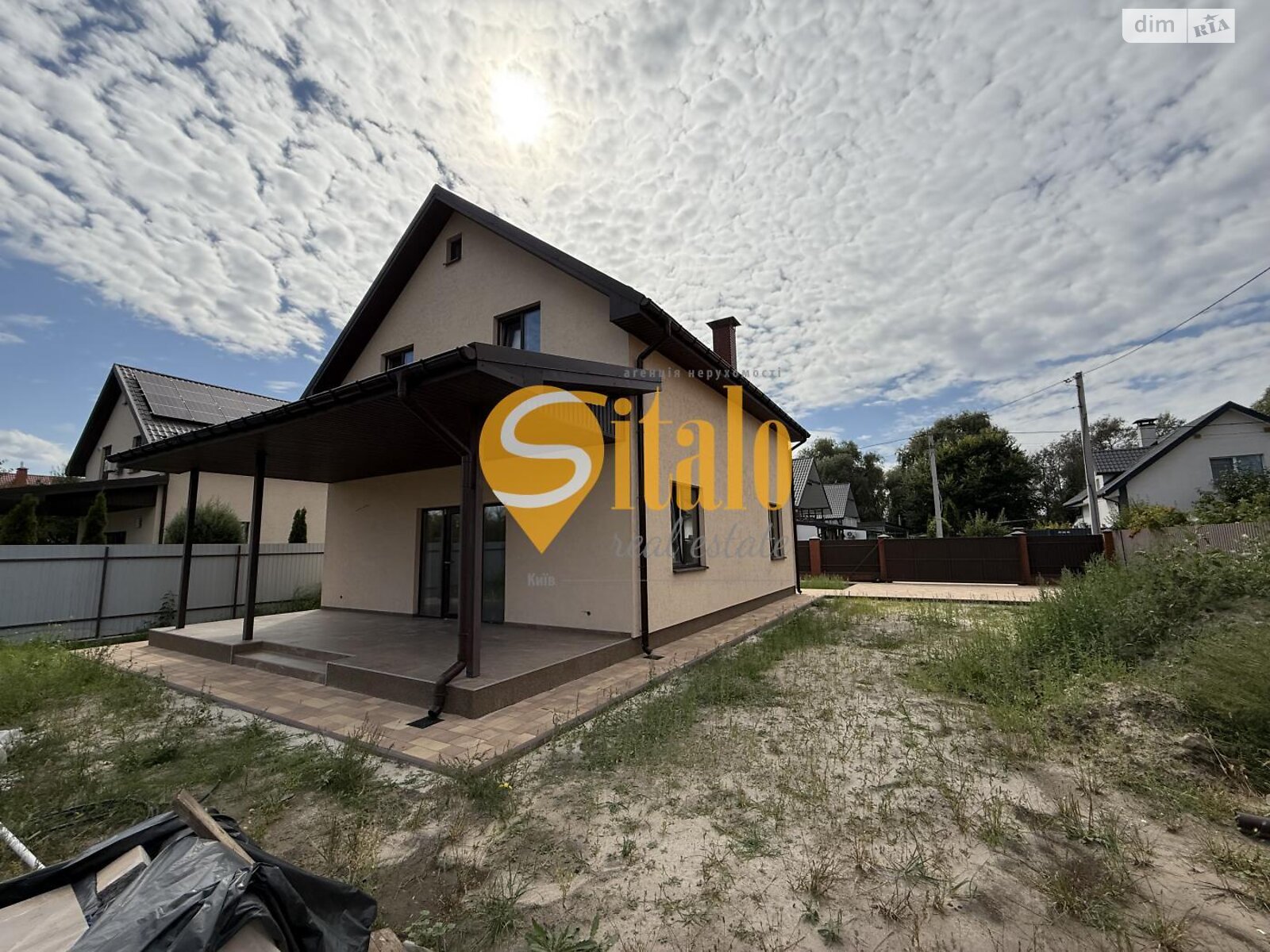 двухэтажный дом с балконом, 140 кв. м, кирпич. Продажа в Гнедине фото 1