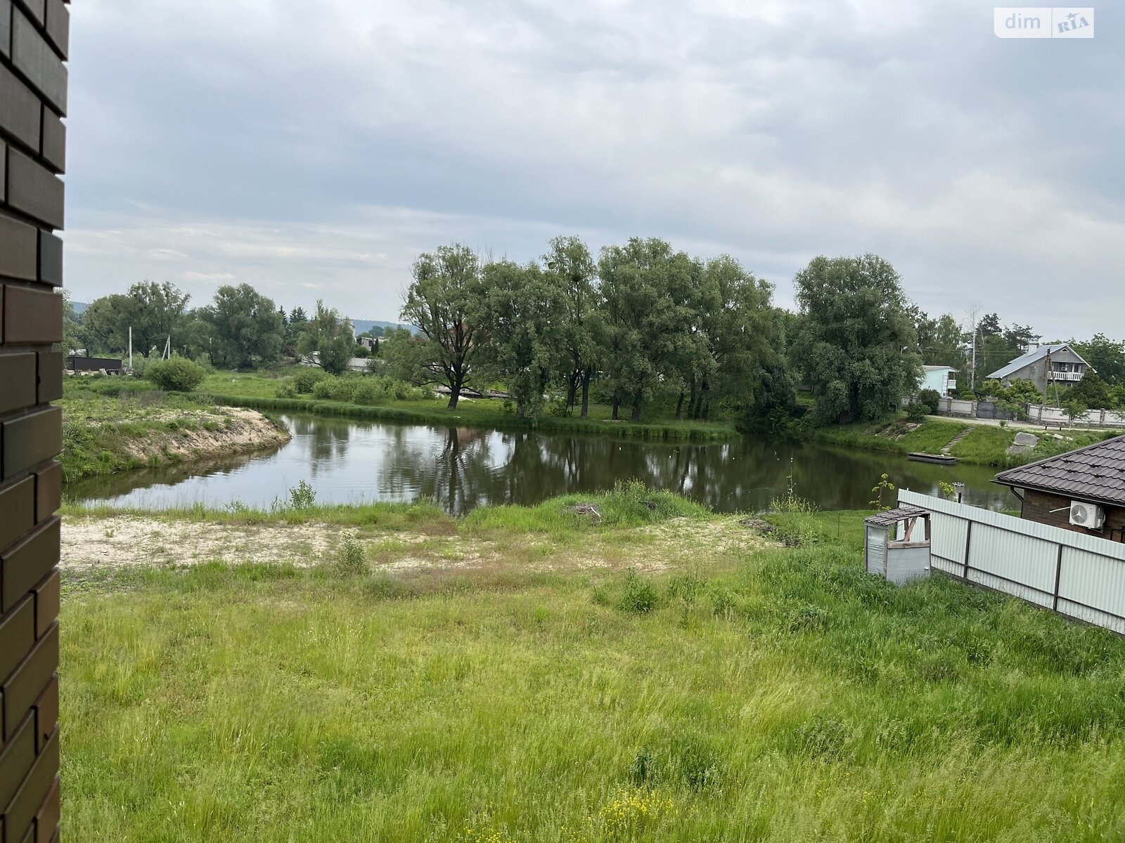 двоповерховий будинок з гаражем, 210 кв. м, цегла. Продаж у Гнідині фото 1 двоповерховий будинок з гаражем, 210 кв. м, цегла. Продаж у Гнідині фото 1