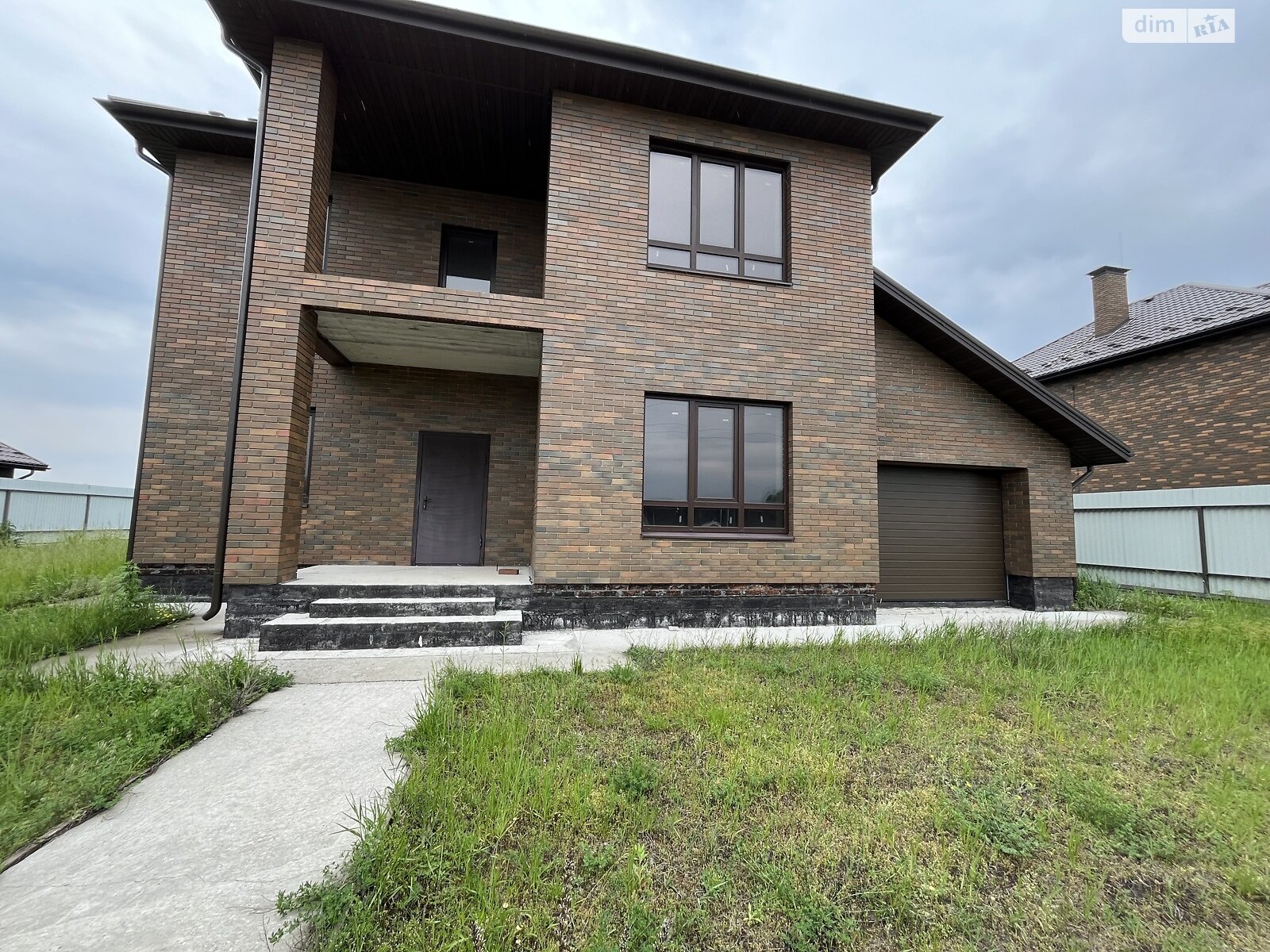 двоповерховий будинок з гаражем, 210 кв. м, цегла. Продаж у Гнідині фото 1 двоповерховий будинок з гаражем, 210 кв. м, цегла. Продаж у Гнідині фото 1