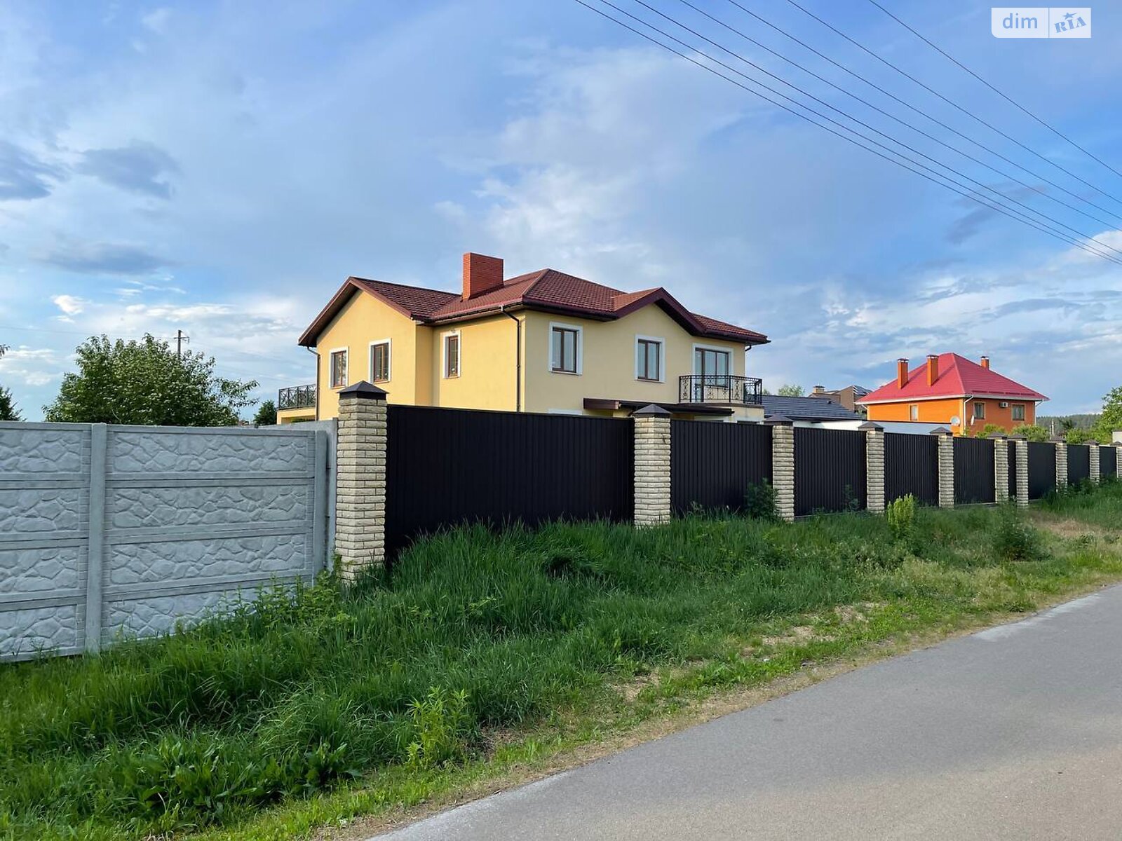 двухэтажный дом, 300 кв. м, кирпич. Продажа в Гнедине фото 1 двухэтажный дом, 300 кв. м, кирпич. Продажа в Гнедине фото 1