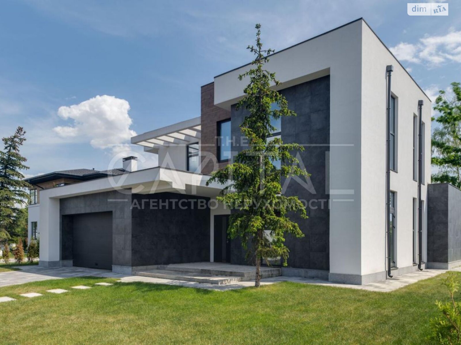 двухэтажный дом с гаражом, 258 кв. м, кирпич. Продажа в Гнедине фото 1 двухэтажный дом с гаражом, 258 кв. м, кирпич. Продажа в Гнедине фото 1