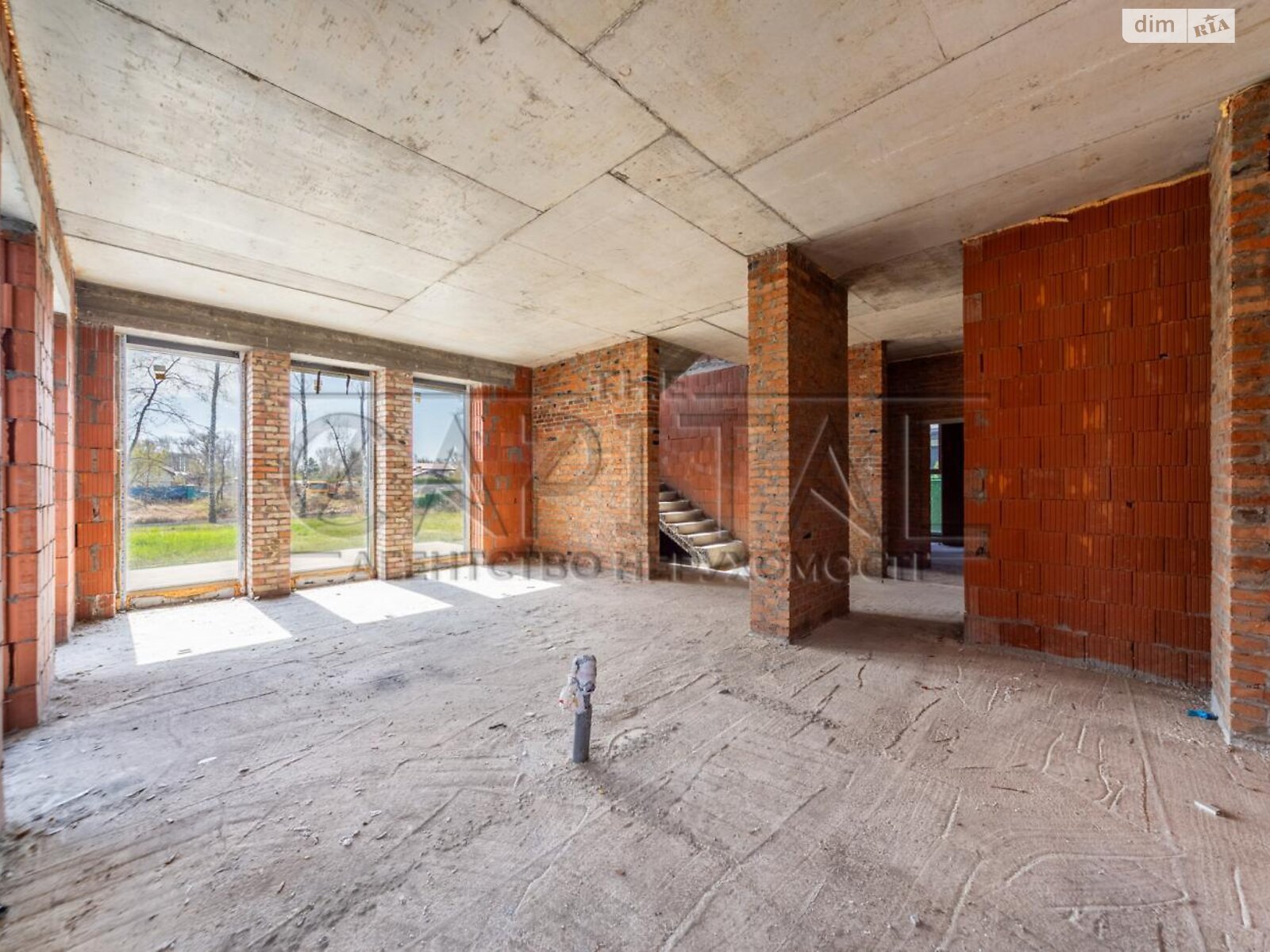 двухэтажный дом с гаражом, 258 кв. м, кирпич. Продажа в Гнедине фото 1 двухэтажный дом с гаражом, 258 кв. м, кирпич. Продажа в Гнедине фото 1