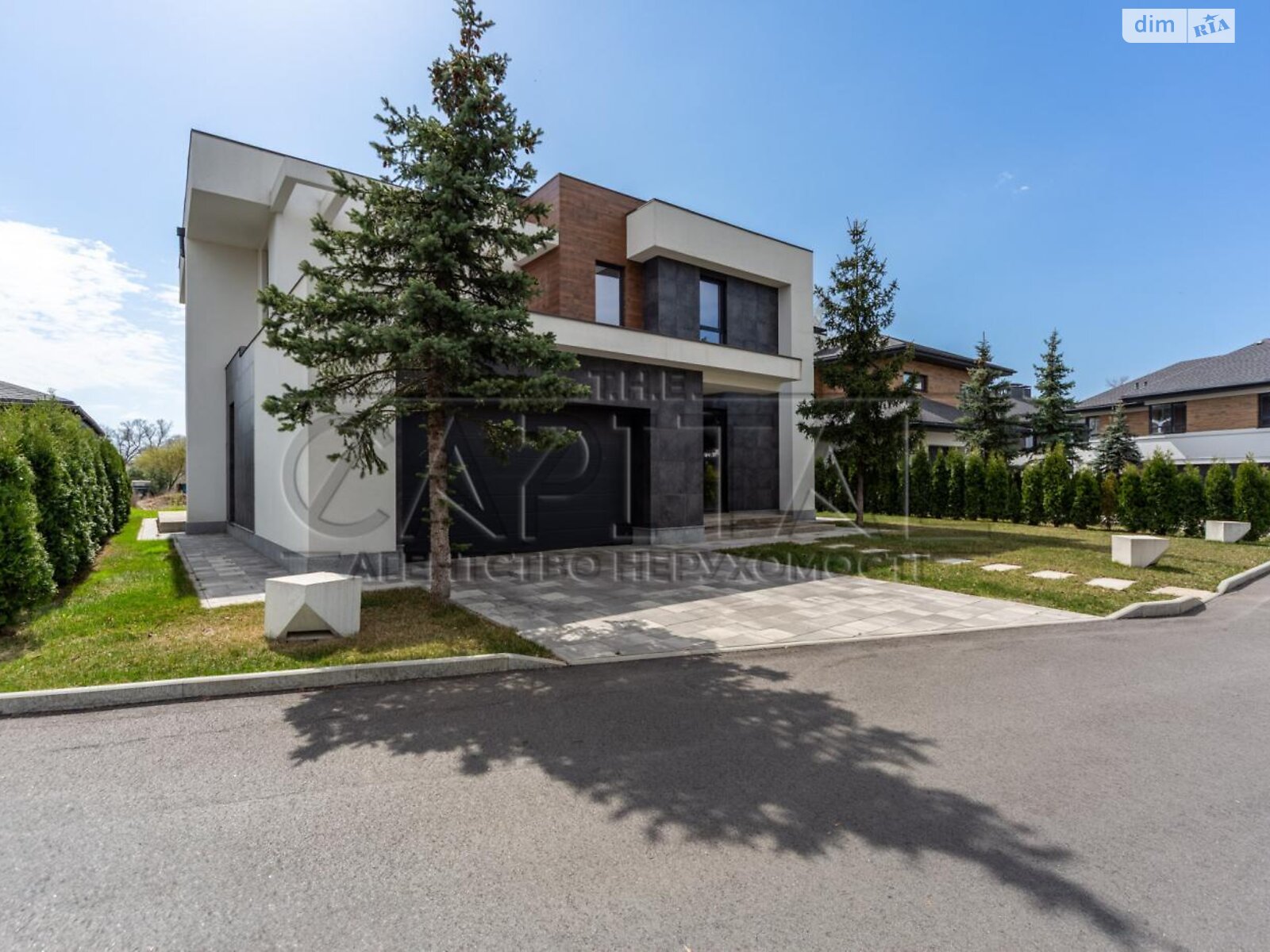 двухэтажный дом с гаражом, 258 кв. м, кирпич. Продажа в Гнедине фото 1 двухэтажный дом с гаражом, 258 кв. м, кирпич. Продажа в Гнедине фото 1