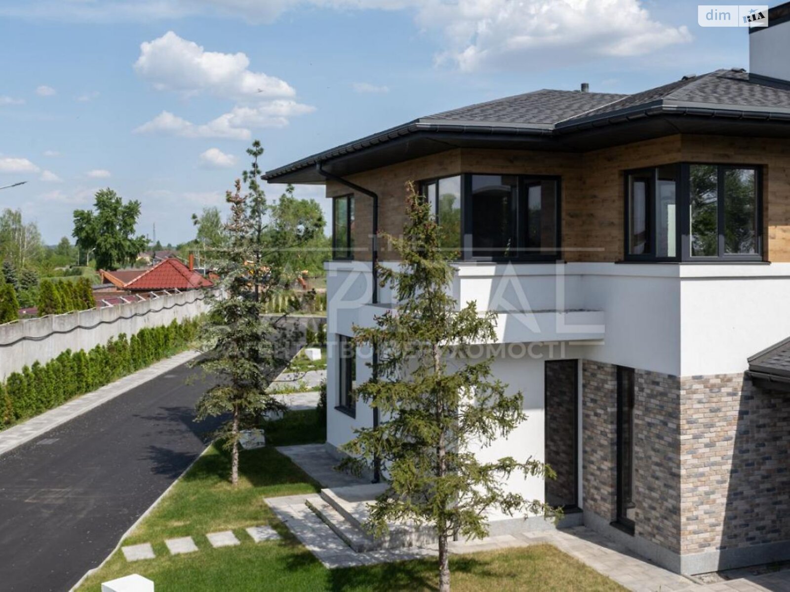 двоповерховий будинок з гаражем, 250 кв. м, цегла. Продаж у Гнідині фото 1 двоповерховий будинок з гаражем, 250 кв. м, цегла. Продаж у Гнідині фото 1