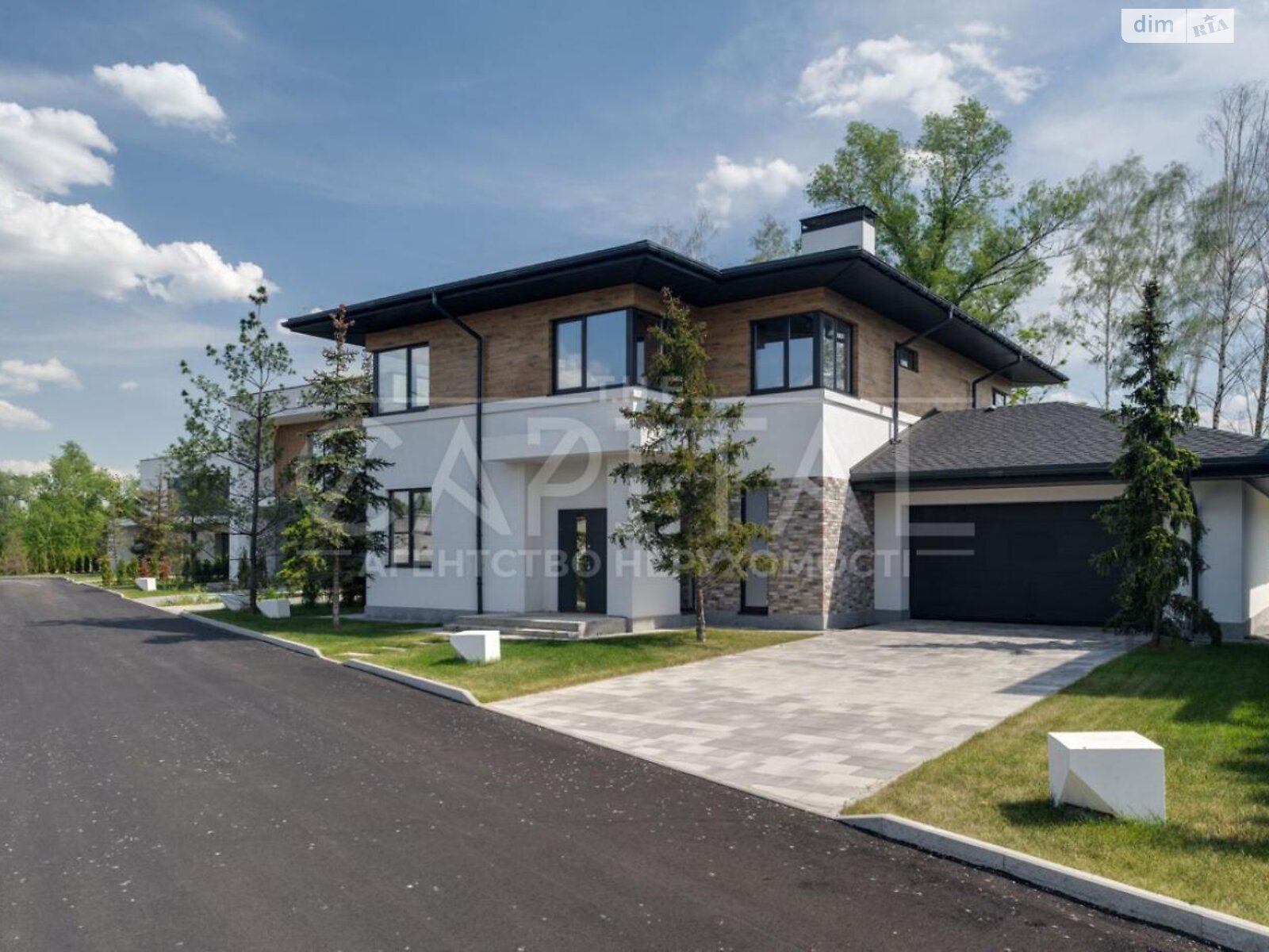 двоповерховий будинок з гаражем, 250 кв. м, цегла. Продаж у Гнідині фото 1 двоповерховий будинок з гаражем, 250 кв. м, цегла. Продаж у Гнідині фото 1
