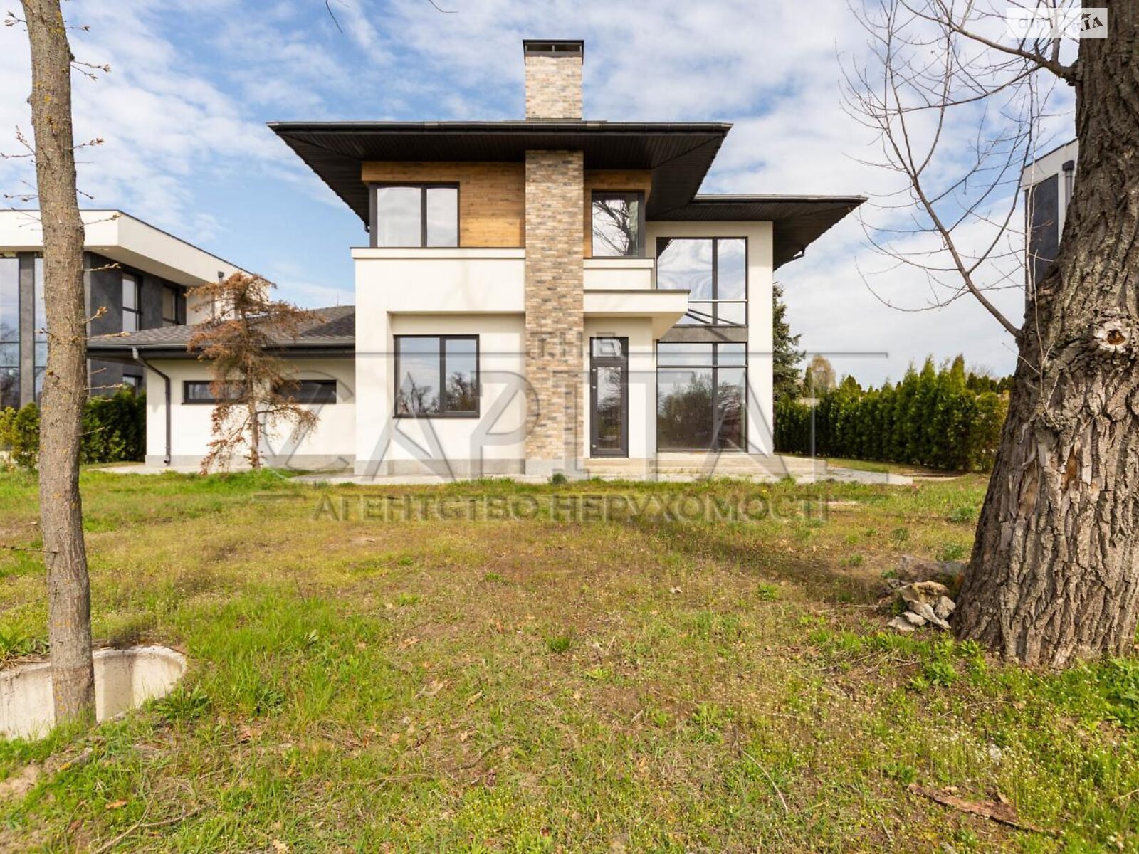 двоповерховий будинок з гаражем, 250 кв. м, цегла. Продаж у Гнідині фото 1 двоповерховий будинок з гаражем, 250 кв. м, цегла. Продаж у Гнідині фото 1