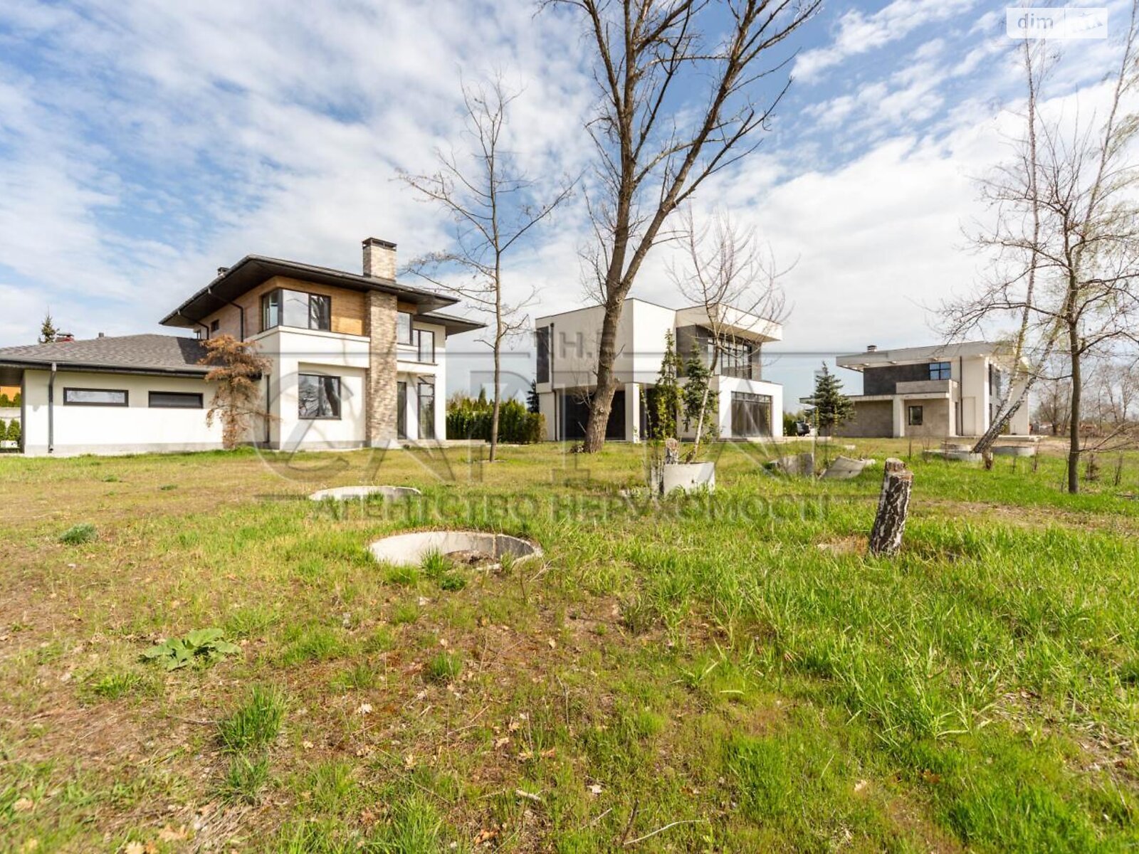 двоповерховий будинок з гаражем, 250 кв. м, цегла. Продаж у Гнідині фото 1 двоповерховий будинок з гаражем, 250 кв. м, цегла. Продаж у Гнідині фото 1