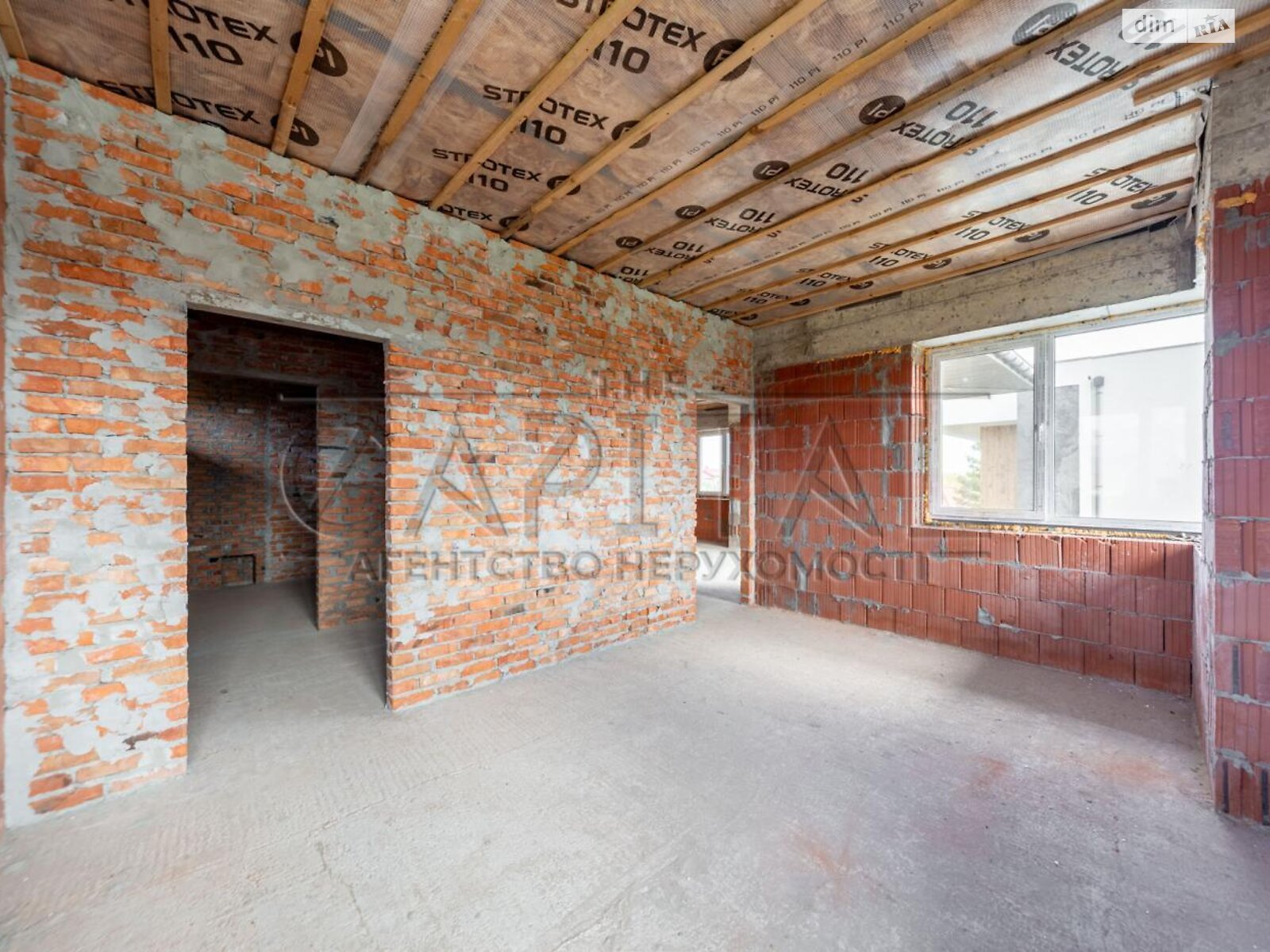 двоповерховий будинок з гаражем, 250 кв. м, цегла. Продаж у Гнідині фото 1 двоповерховий будинок з гаражем, 250 кв. м, цегла. Продаж у Гнідині фото 1