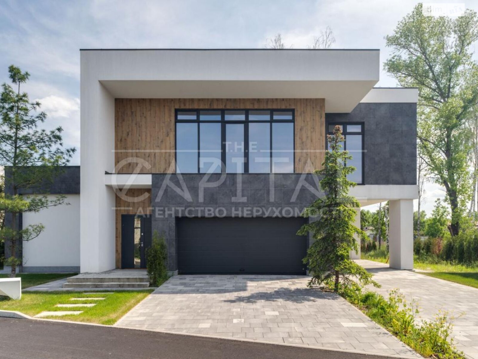 двухэтажный дом с гаражом, 220 кв. м, кирпич. Продажа в Гнедине фото 1 двухэтажный дом с гаражом, 220 кв. м, кирпич. Продажа в Гнедине фото 1