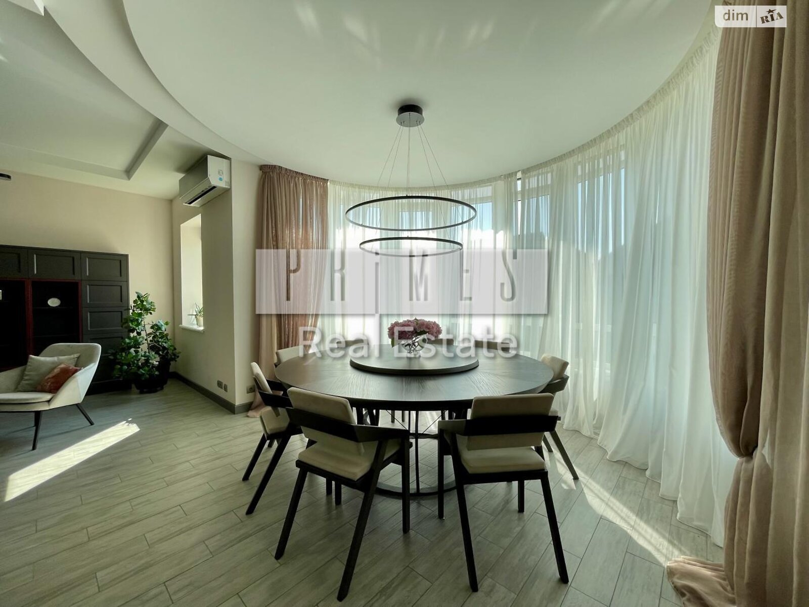 двоповерховий будинок з гаражем, 310 кв. м, цегла. Продаж у Гнідині фото 1 двоповерховий будинок з гаражем, 310 кв. м, цегла. Продаж у Гнідині фото 1