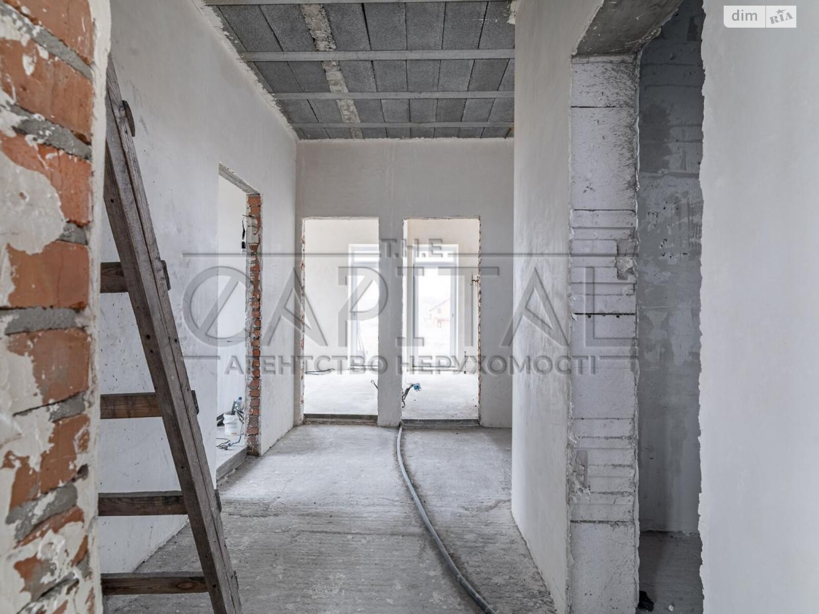 двухэтажный дом с гаражом, 214 кв. м, кирпич. Продажа в Гнедине фото 1 двухэтажный дом с гаражом, 214 кв. м, кирпич. Продажа в Гнедине фото 1