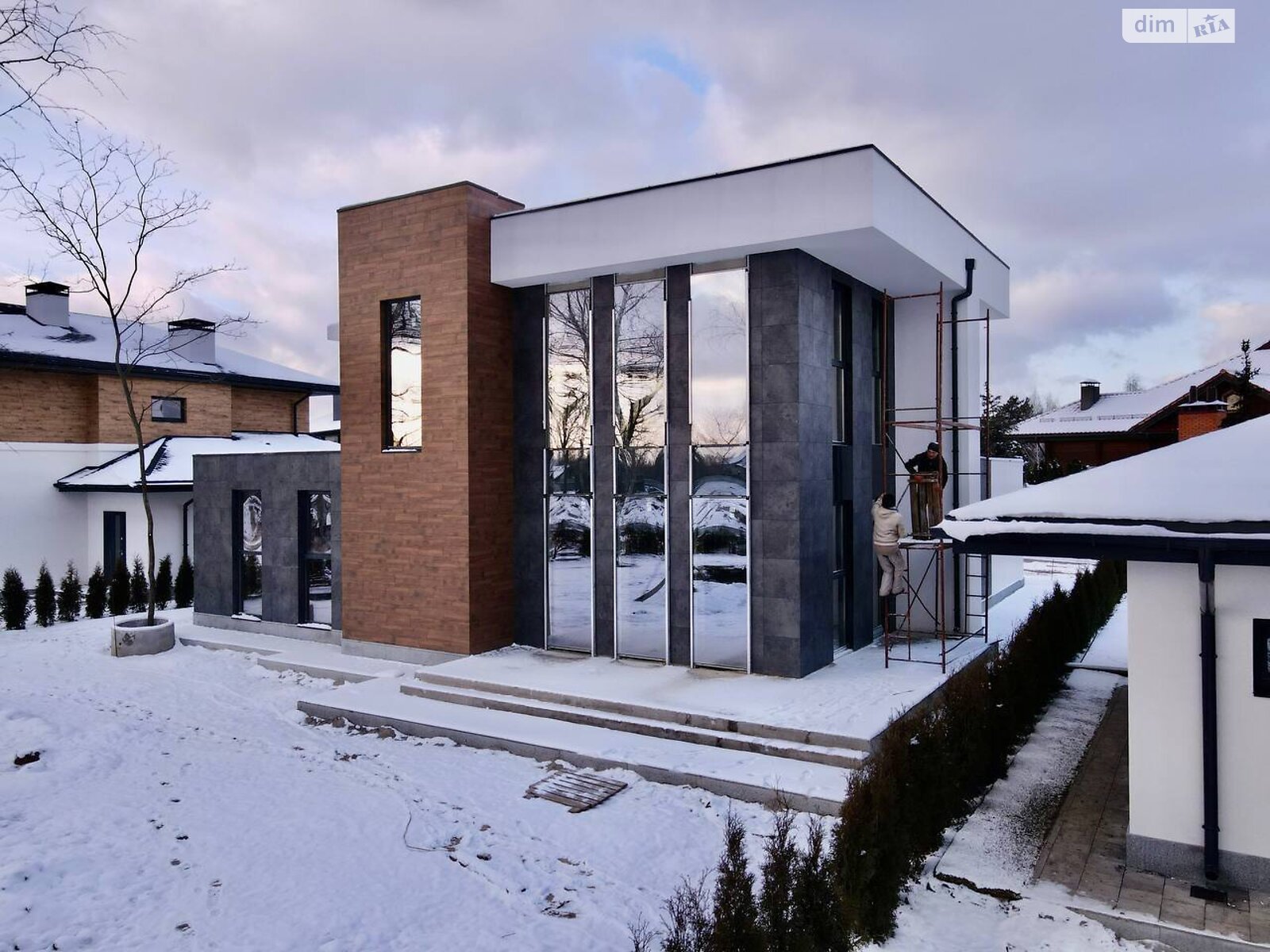 двоповерховий будинок з гаражем, 258 кв. м, цегла. Продаж у Гнідині фото 1 двоповерховий будинок з гаражем, 258 кв. м, цегла. Продаж у Гнідині фото 1