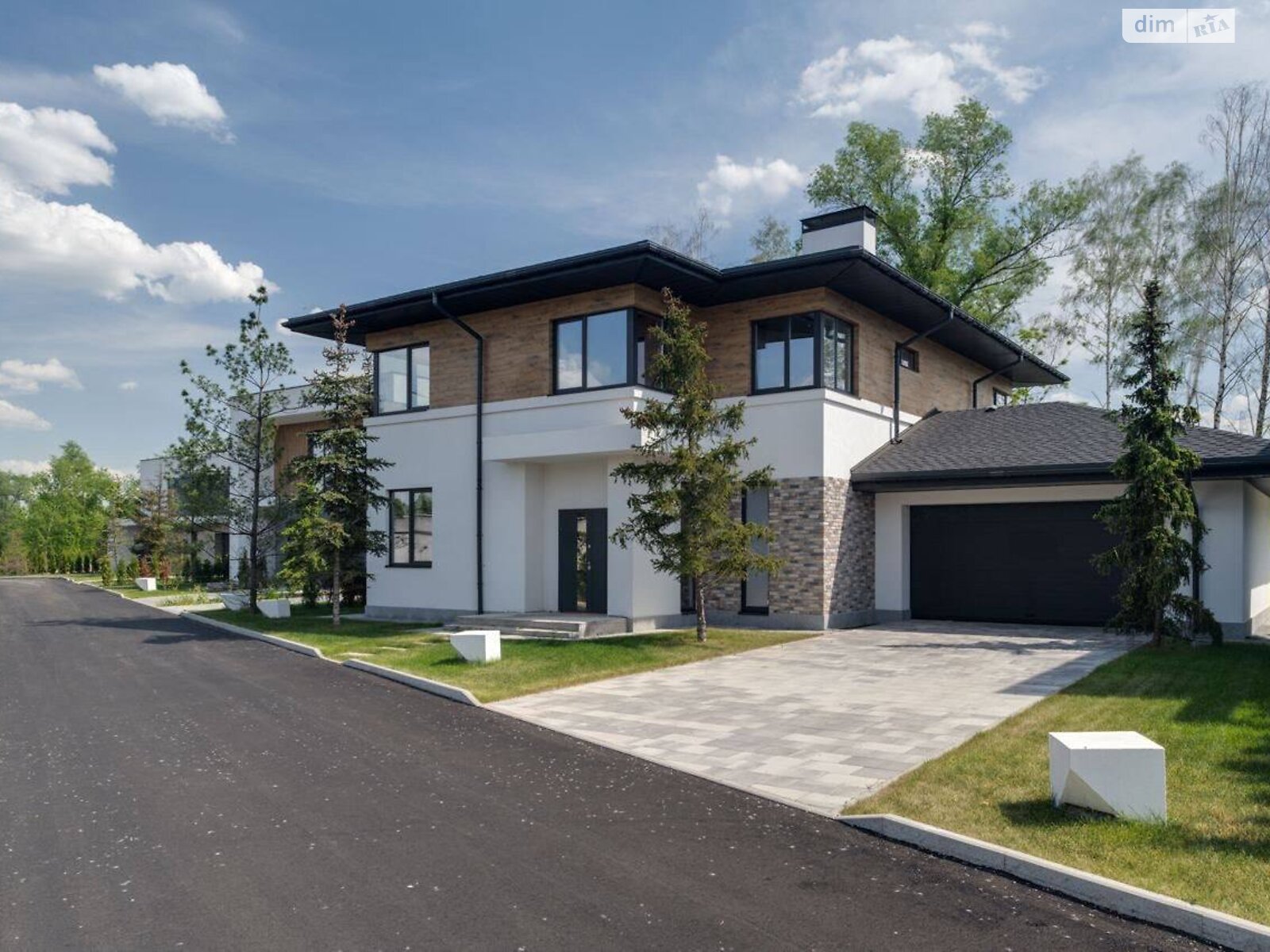 двоповерховий будинок з гаражем, 250 кв. м, цегла. Продаж у Гнідині фото 1 двоповерховий будинок з гаражем, 250 кв. м, цегла. Продаж у Гнідині фото 1