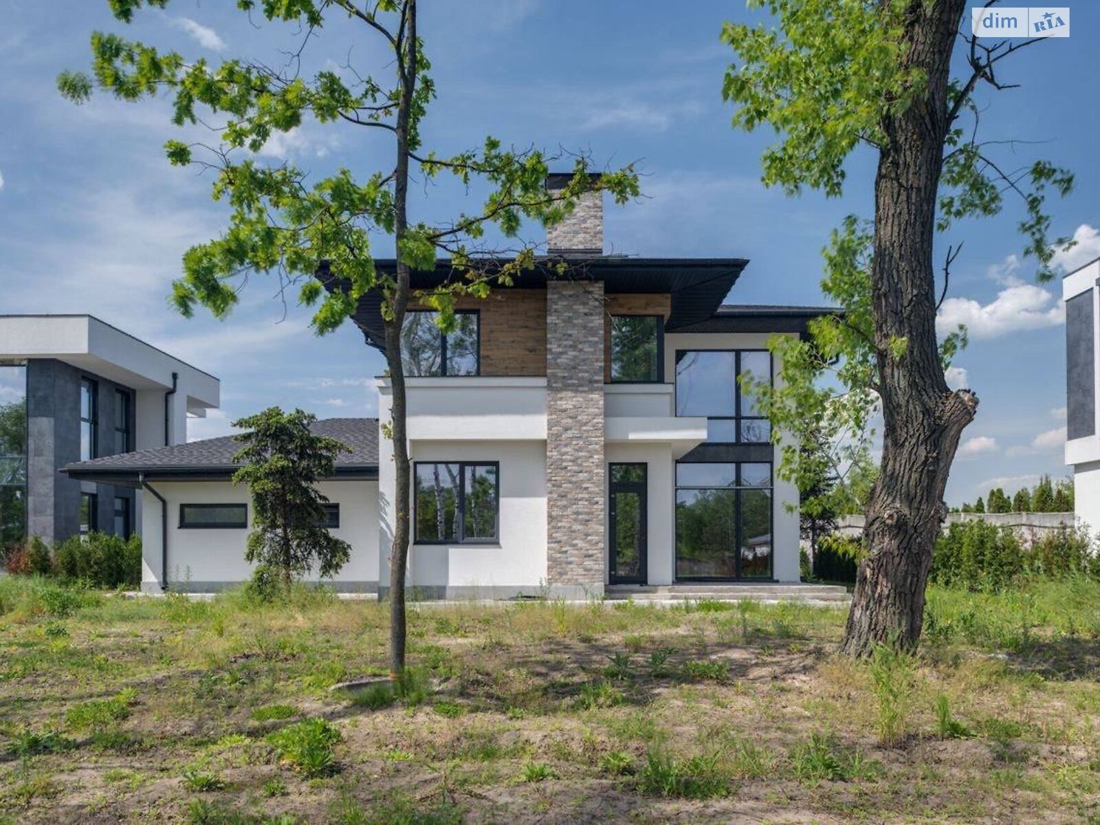 двоповерховий будинок з гаражем, 250 кв. м, цегла. Продаж у Гнідині фото 1 двоповерховий будинок з гаражем, 250 кв. м, цегла. Продаж у Гнідині фото 1