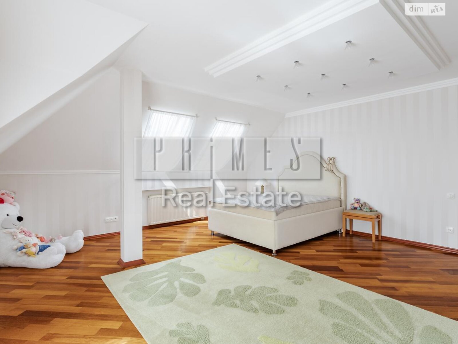 трехэтажный дом с гаражом, 482.1 кв. м, кирпич. Продажа в Гнедине фото 1 трехэтажный дом с гаражом, 482.1 кв. м, кирпич. Продажа в Гнедине фото 1