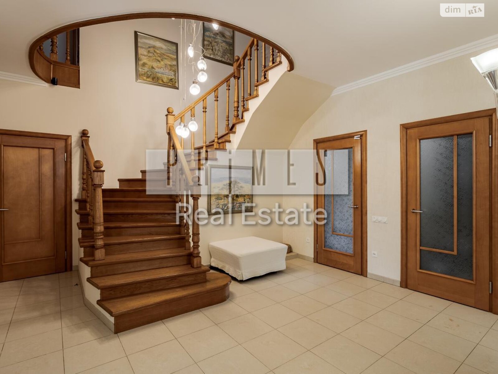 трехэтажный дом с гаражом, 482.1 кв. м, кирпич. Продажа в Гнедине фото 1 трехэтажный дом с гаражом, 482.1 кв. м, кирпич. Продажа в Гнедине фото 1