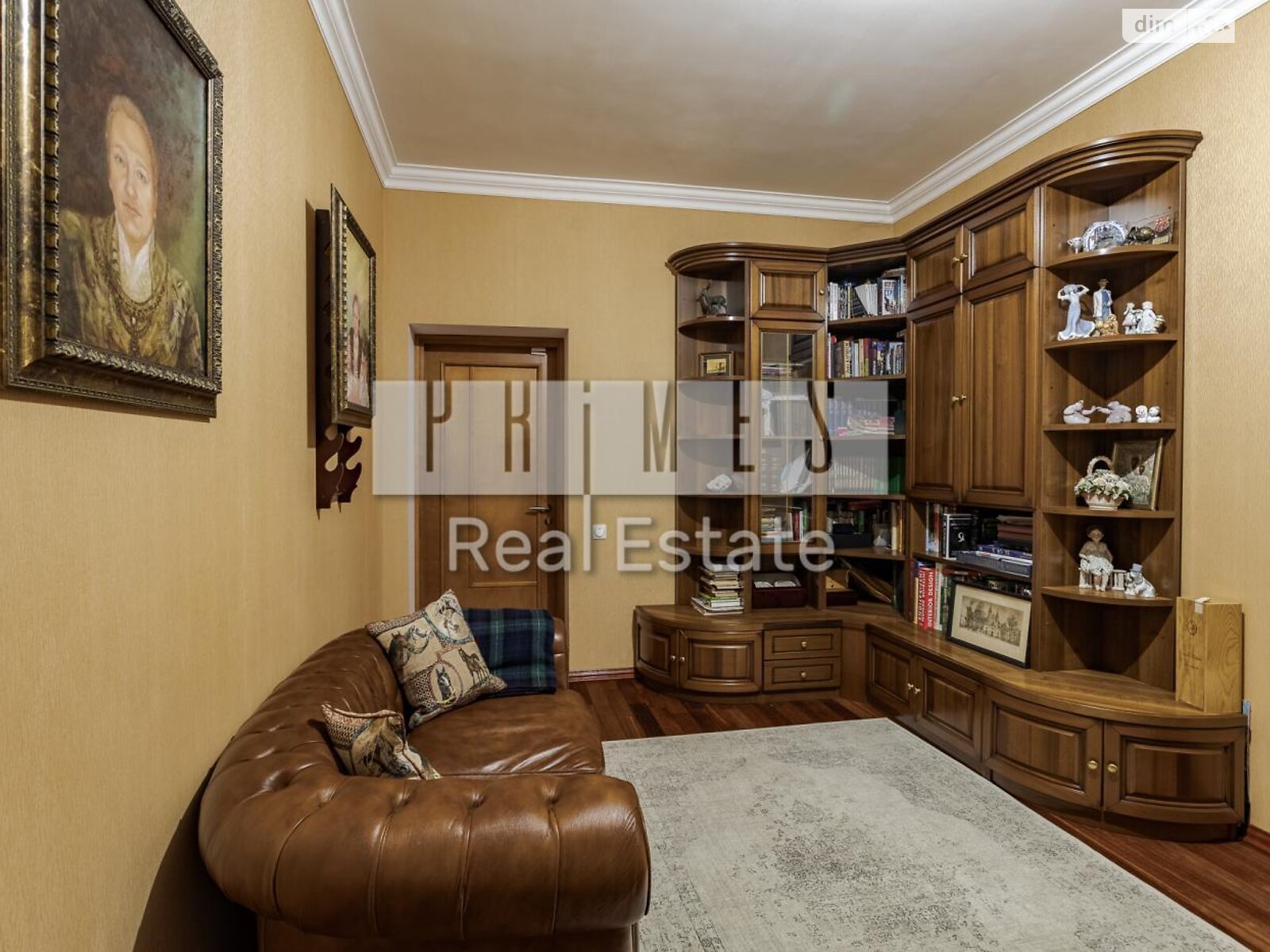 трехэтажный дом с верандой, 484 кв. м, кирпич. Продажа в Гнедине фото 1 трехэтажный дом с верандой, 484 кв. м, кирпич. Продажа в Гнедине фото 1