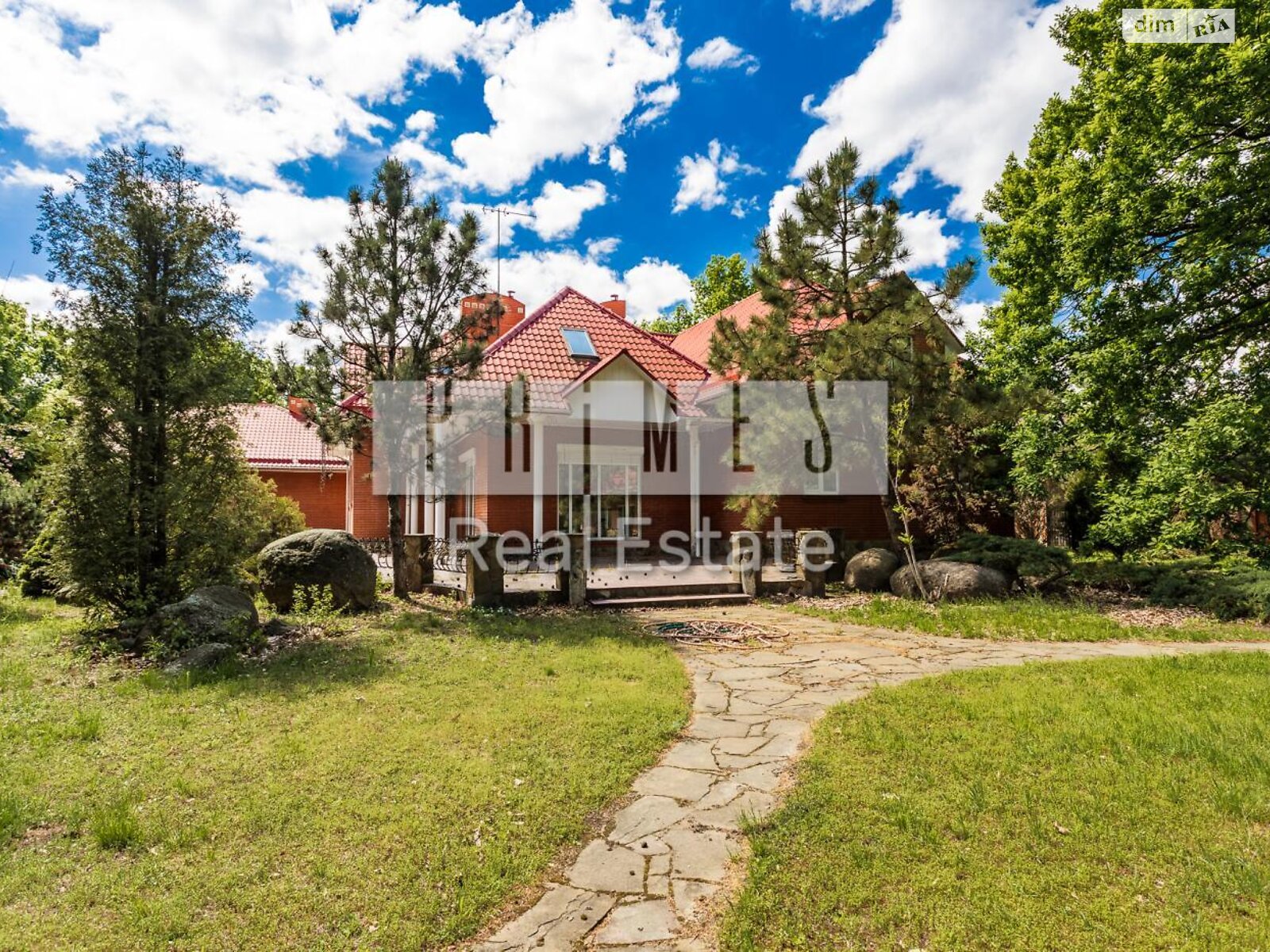 трехэтажный дом с верандой, 484 кв. м, кирпич. Продажа в Гнедине фото 1 трехэтажный дом с верандой, 484 кв. м, кирпич. Продажа в Гнедине фото 1
