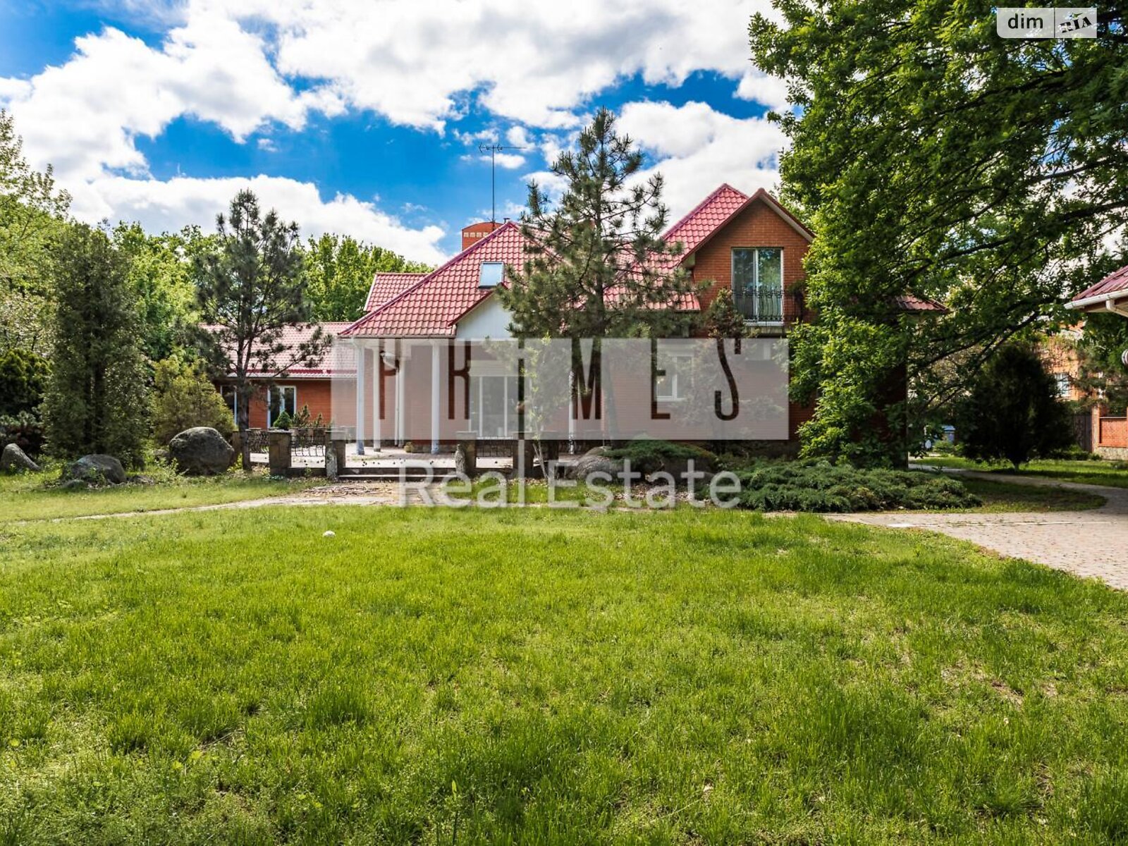 трехэтажный дом с верандой, 484 кв. м, кирпич. Продажа в Гнедине фото 1 трехэтажный дом с верандой, 484 кв. м, кирпич. Продажа в Гнедине фото 1