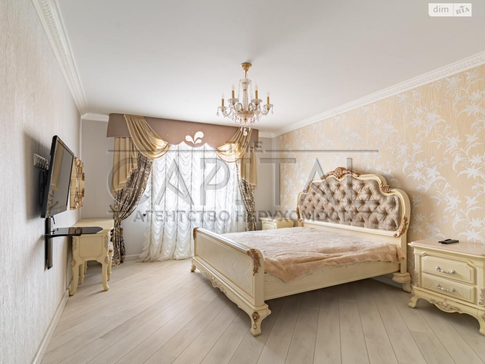 триповерховий будинок з балконом, 309.9 кв. м, цегла. Продаж у Гнідині фото 1 триповерховий будинок з балконом, 309.9 кв. м, цегла. Продаж у Гнідині фото 1