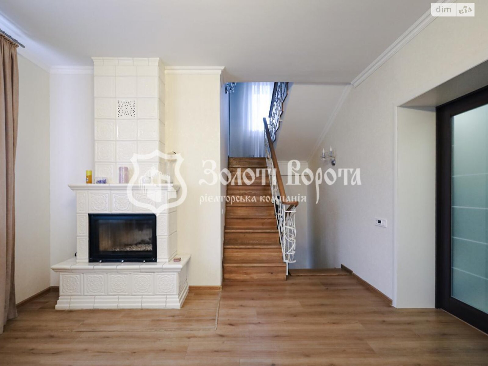 двухэтажный дом, 179.2 кв. м, кирпич. Продажа в Гнедине фото 1