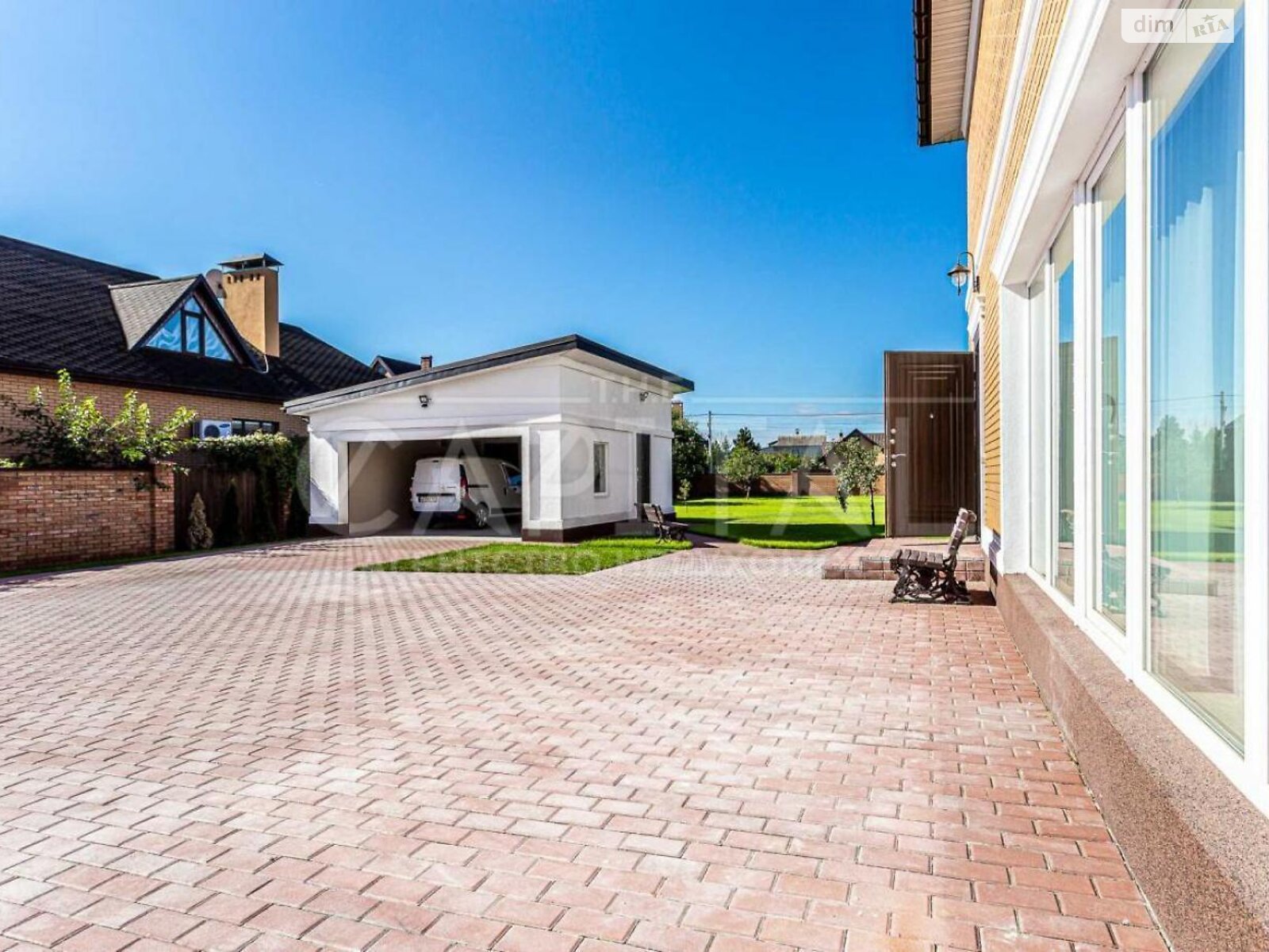 двухэтажный дом с гаражом, 160 кв. м, кирпич. Продажа в Гнедине фото 1 двухэтажный дом с гаражом, 160 кв. м, кирпич. Продажа в Гнедине фото 1